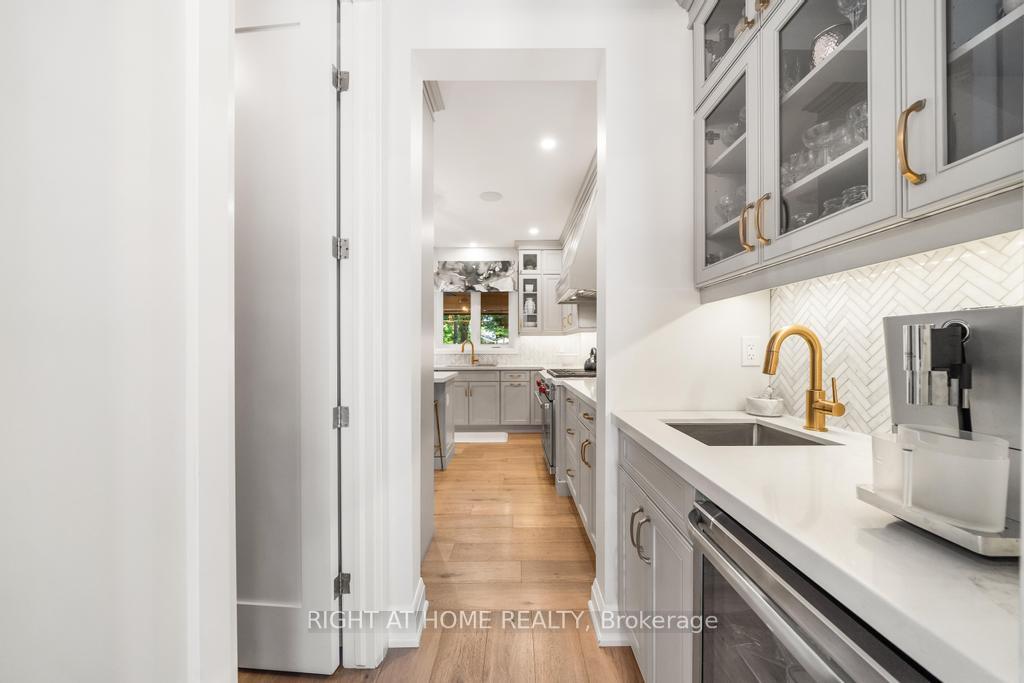 Photo 7 of 89 Lloyminn Avenue, Hamilton, Ancaster — HOMEH