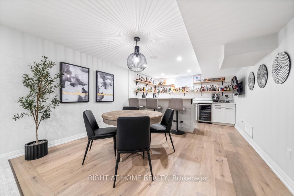Photo 38 of 89 Lloyminn Avenue, Hamilton, Ancaster — HOMEH