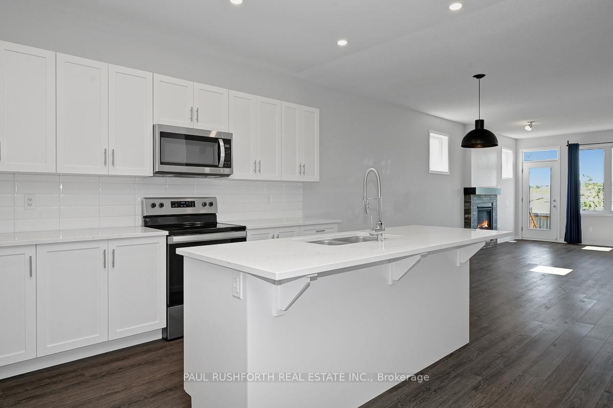 Photo 8 of 40 Riddell Street, Carleton Place — HOMEH