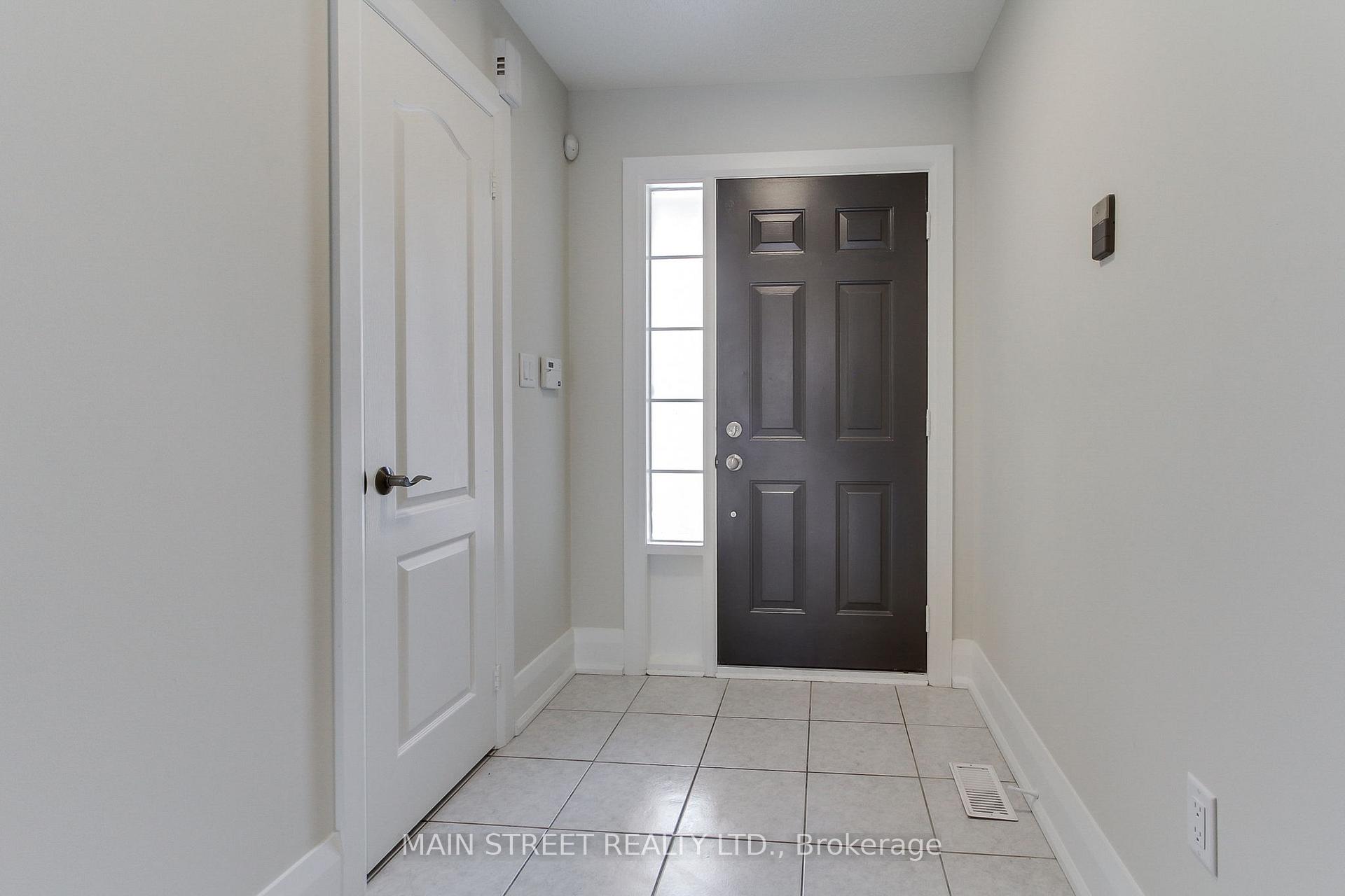 Photo 6 of 27 Crittenden Drive, Georgina, Keswick South — HOMEH