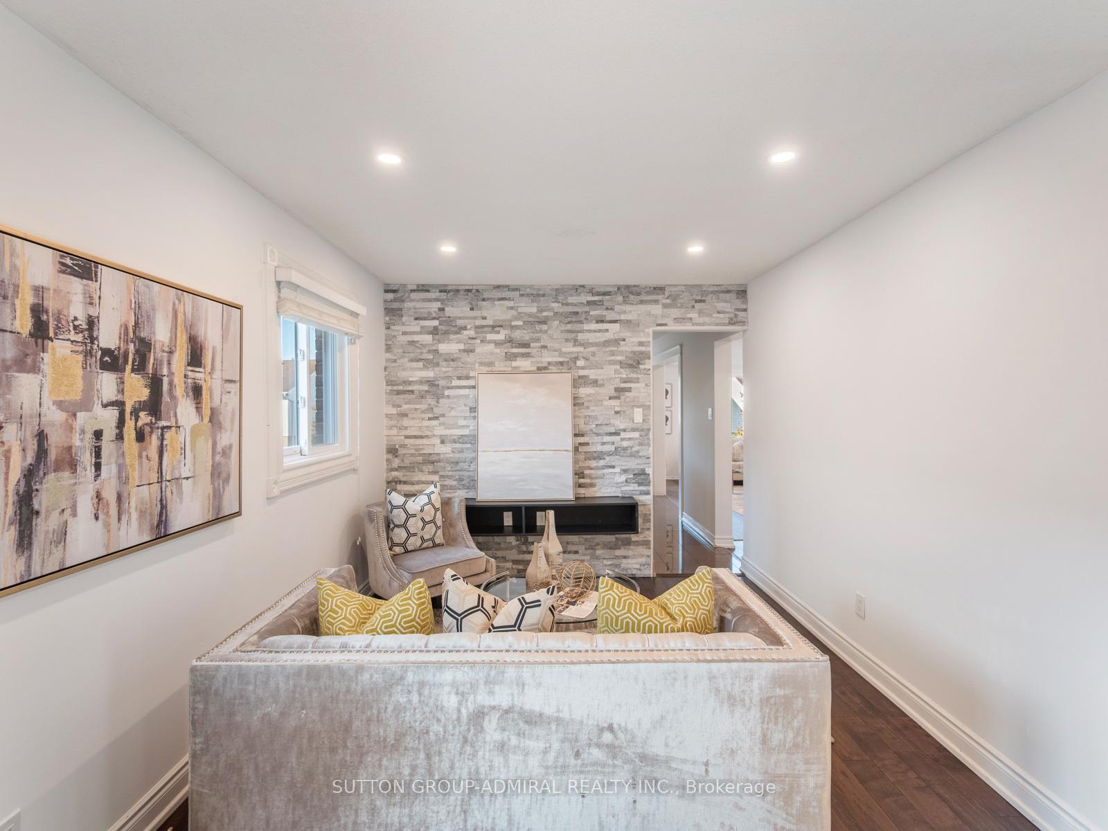 Photo 5 of 104 Humphrey Drive, Ajax, South West — HOMEH