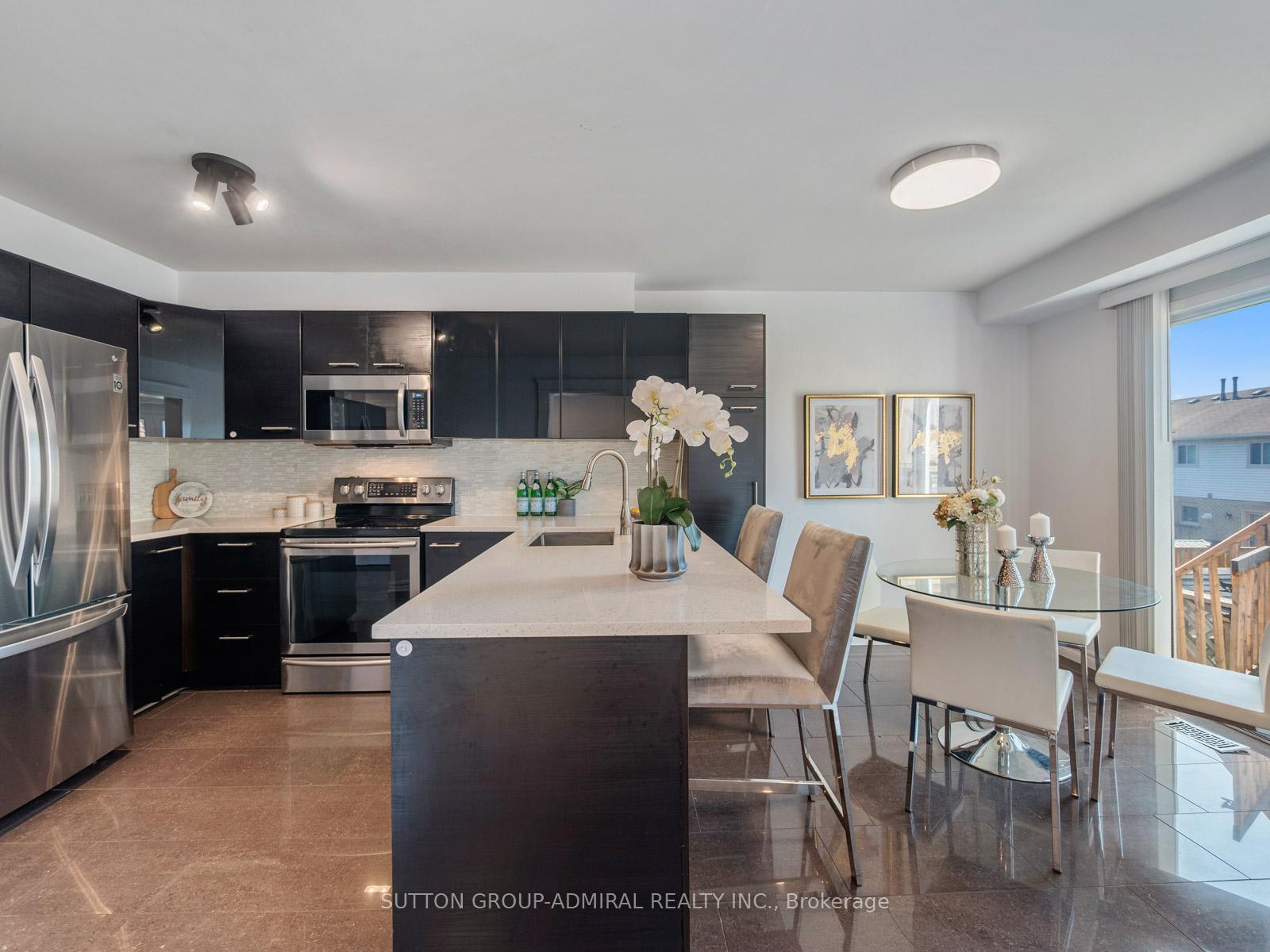 Photo 16 of 104 Humphrey Drive, Ajax, South West — HOMEH