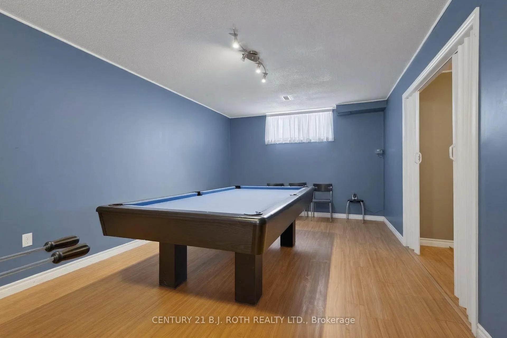 Photo 14 of 115 Lion's Gate Boulevard, Barrie, Little Lake — HOMEH