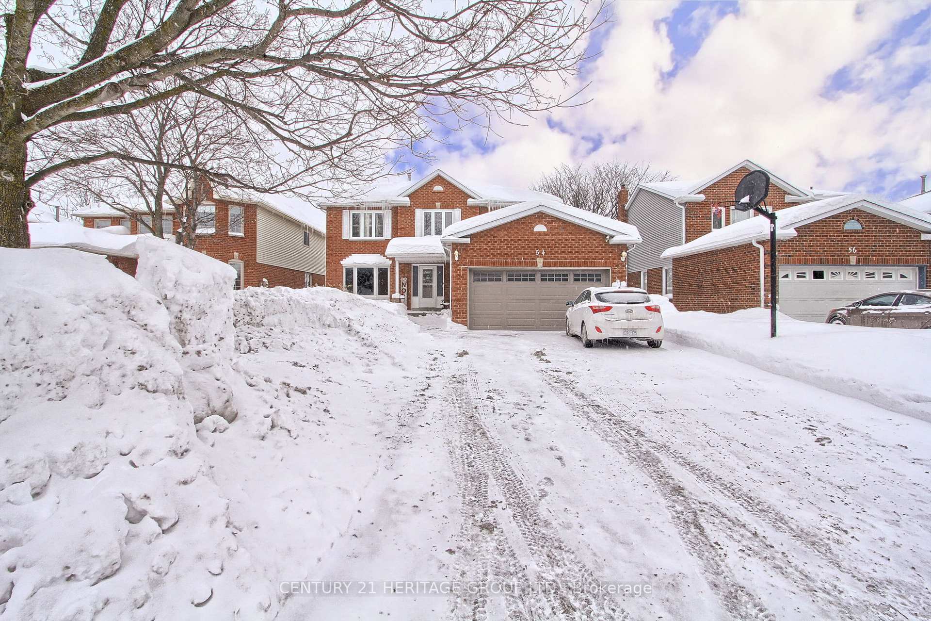 Photo 3 of 54 Hadera Place, Georgina, Keswick North — HOMEH