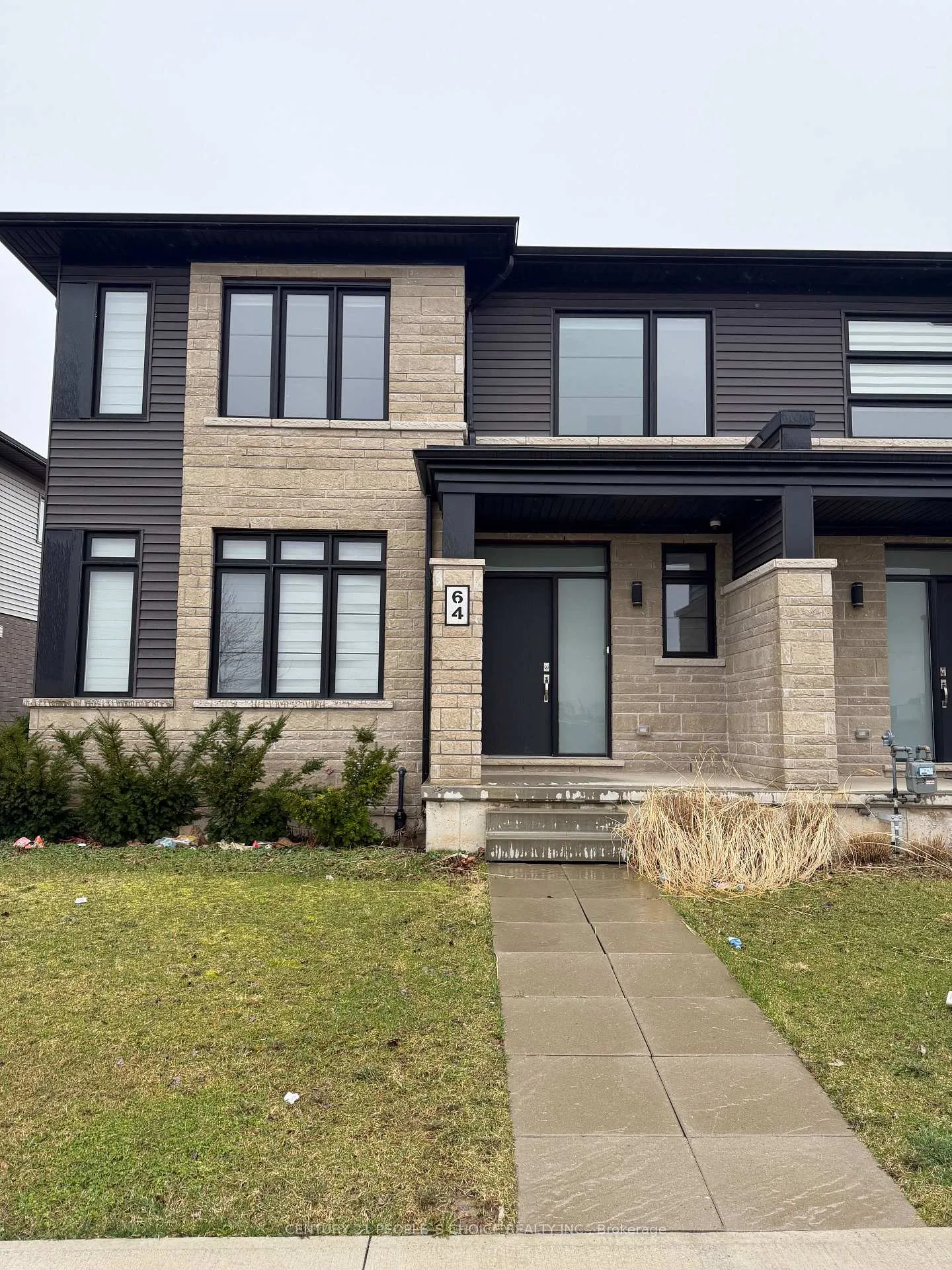 Photo 2 of 64 Summersides Boulevard, Pelham, Fonthill — HOMEH