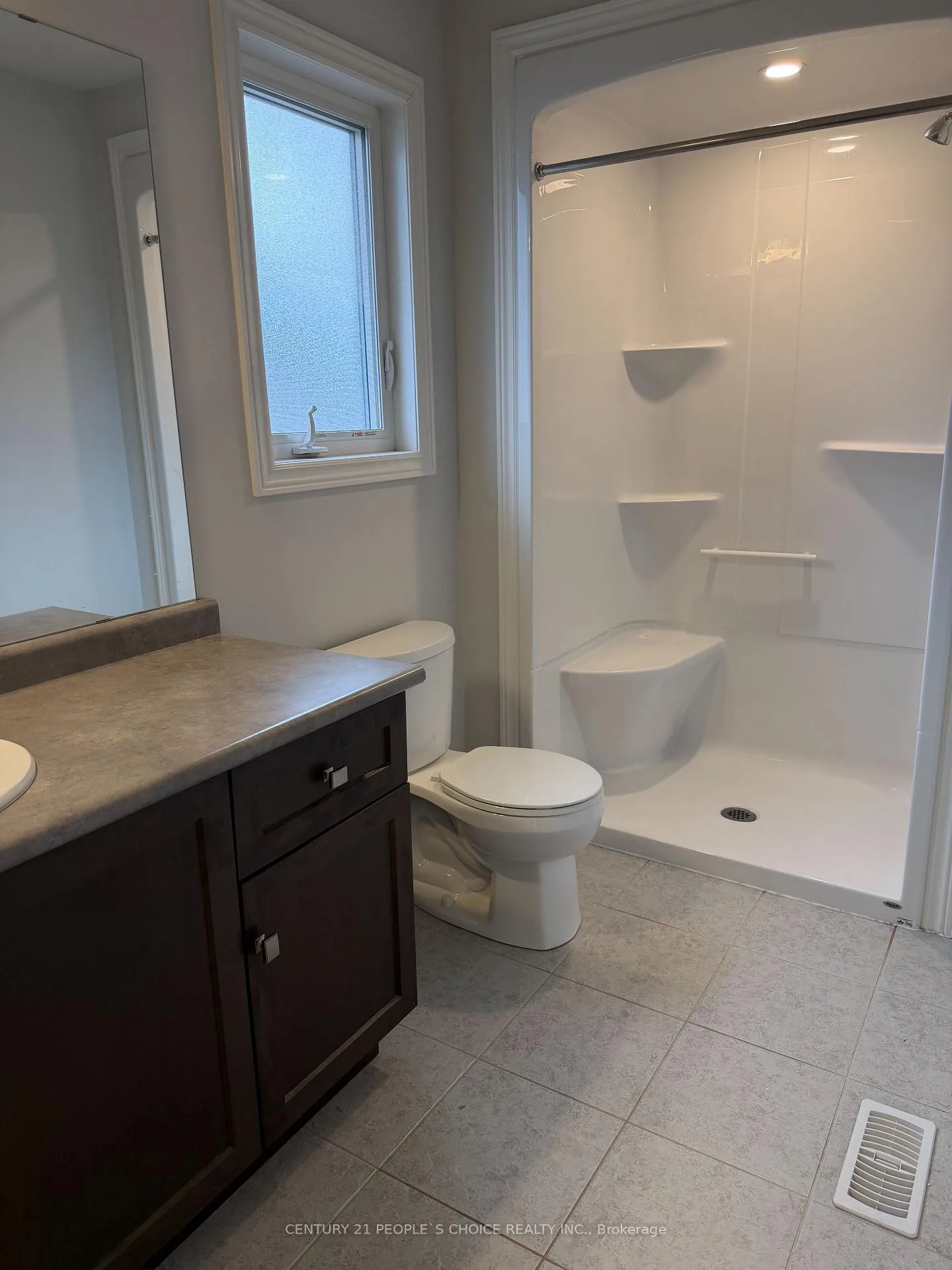 Photo 12 of 64 Summersides Boulevard, Pelham, Fonthill — HOMEH