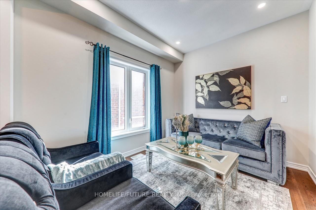 Photo 7 of 96 William Fair Drive, Clarington, Bowmanville — HOMEH