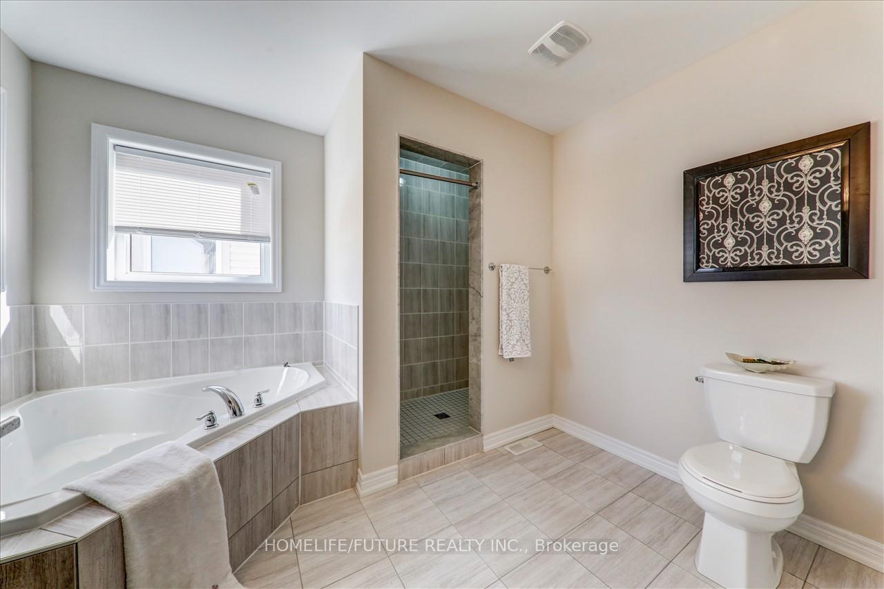 Photo 25 of 96 William Fair Drive, Clarington, Bowmanville — HOMEH
