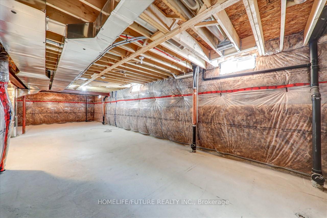 Photo 35 of 96 William Fair Drive, Clarington, Bowmanville — HOMEH