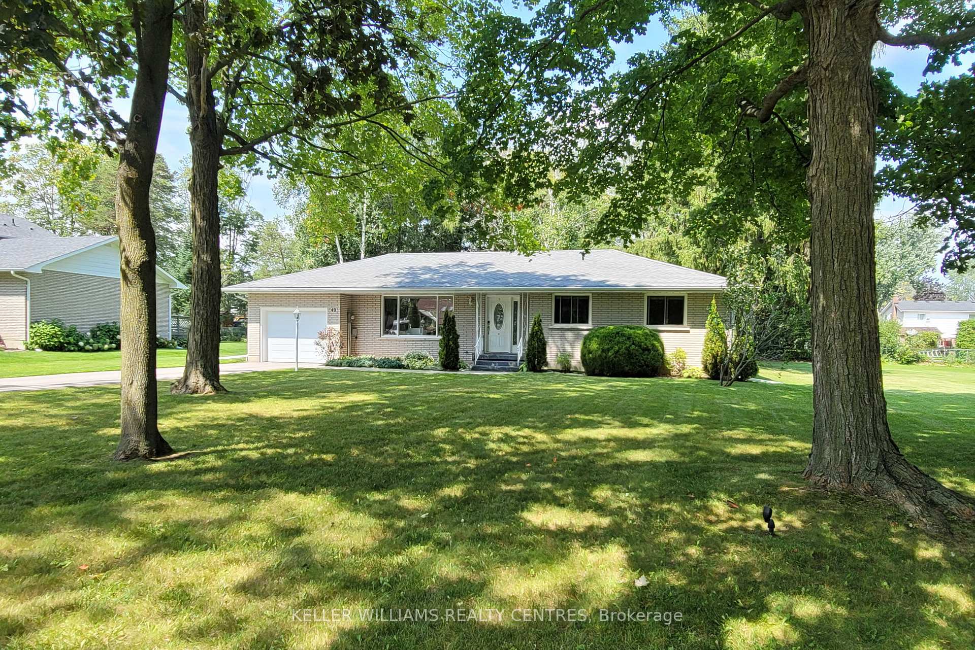 Photo 3 of 40 Wood River Bend, Georgina, Sutton & Jackson's Point — HOMEH