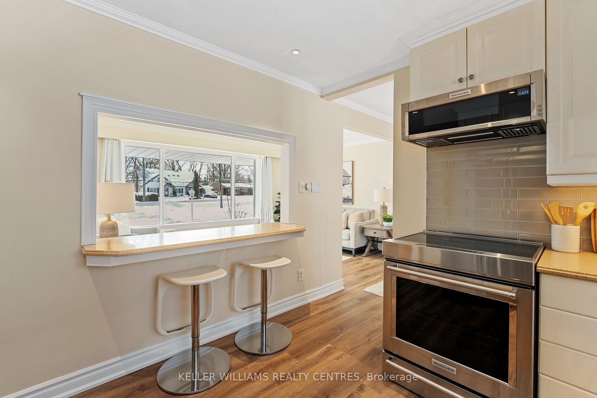 Photo 13 of 40 Wood River Bend, Georgina, Sutton & Jackson's Point — HOMEH
