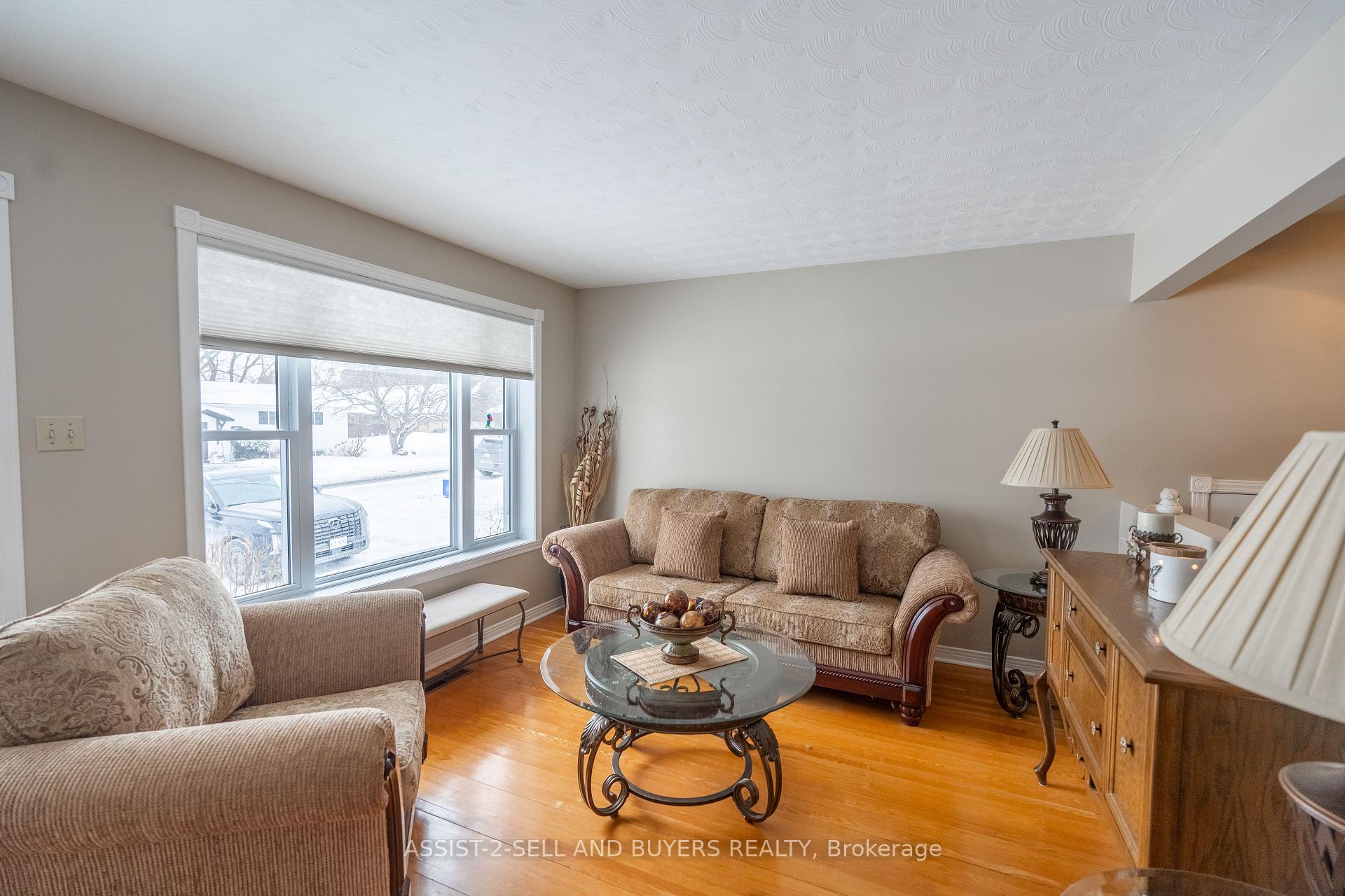 Photo 3 of 3109 Duval Avenue, Cornwall — HOMEH