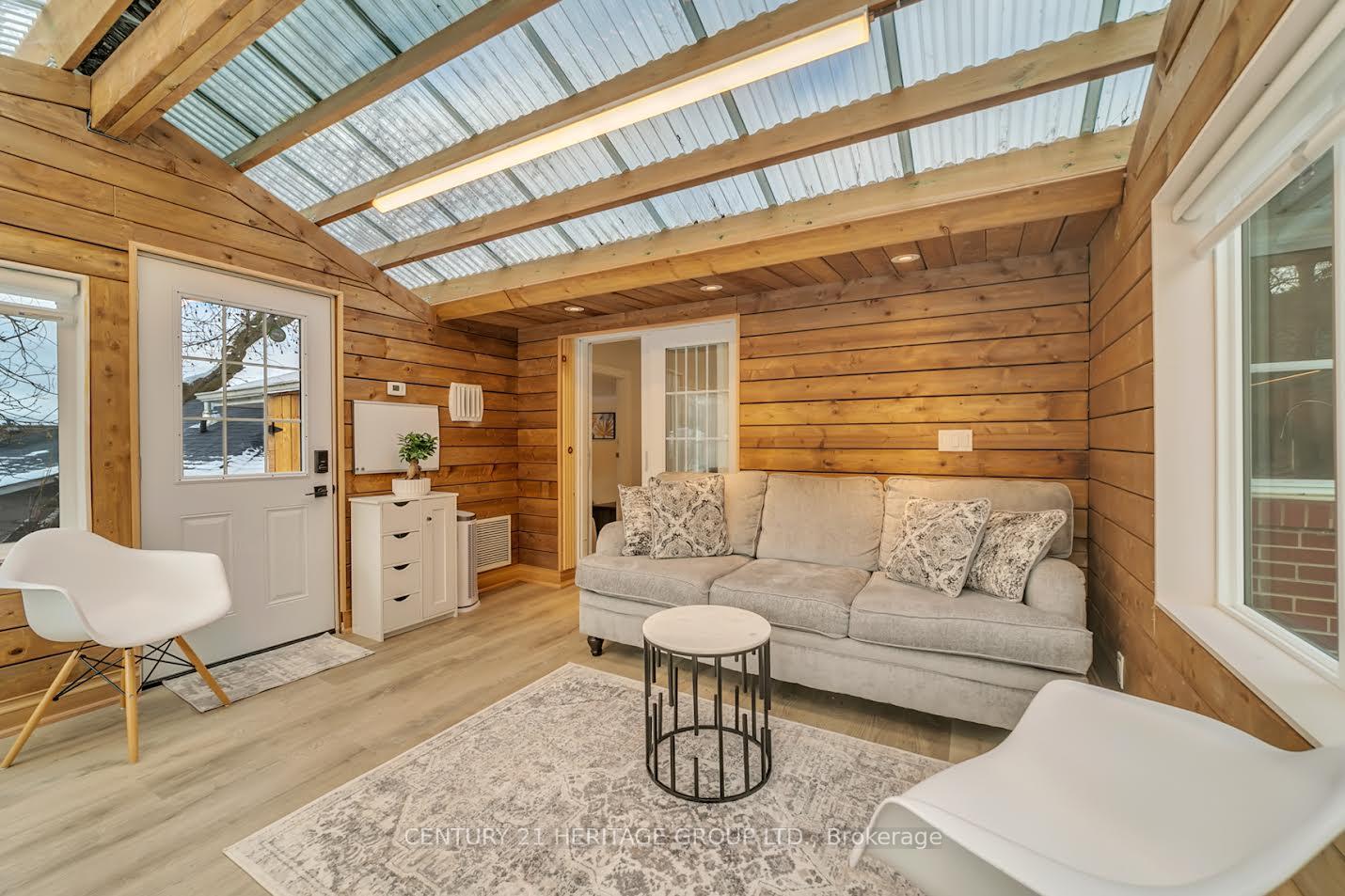Photo 14 of 285 Lakeview Boulevard, Georgina, Keswick South — HOMEH