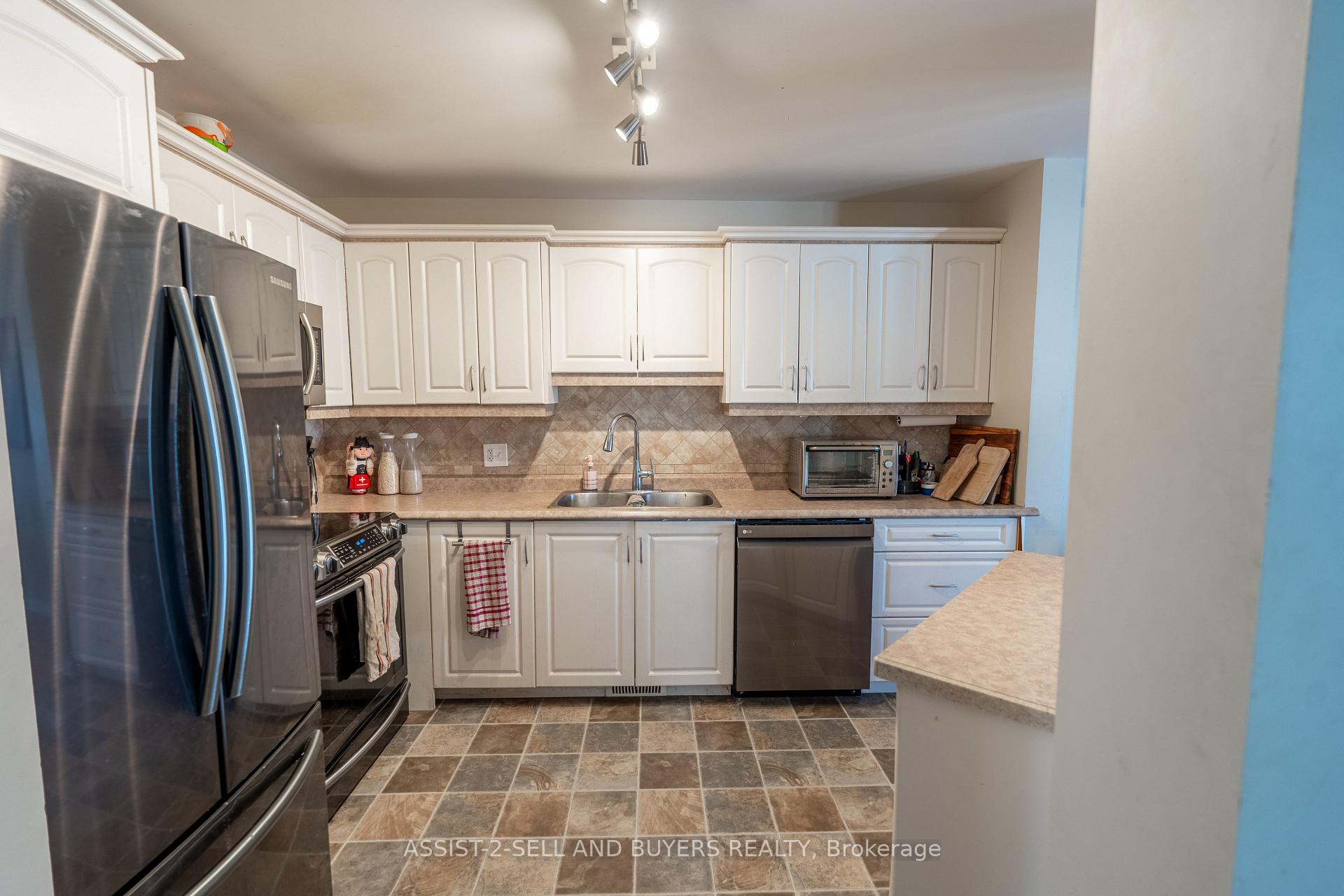 Photo 9 of 59 Mckenzie Street, Cornwall — HOMEH