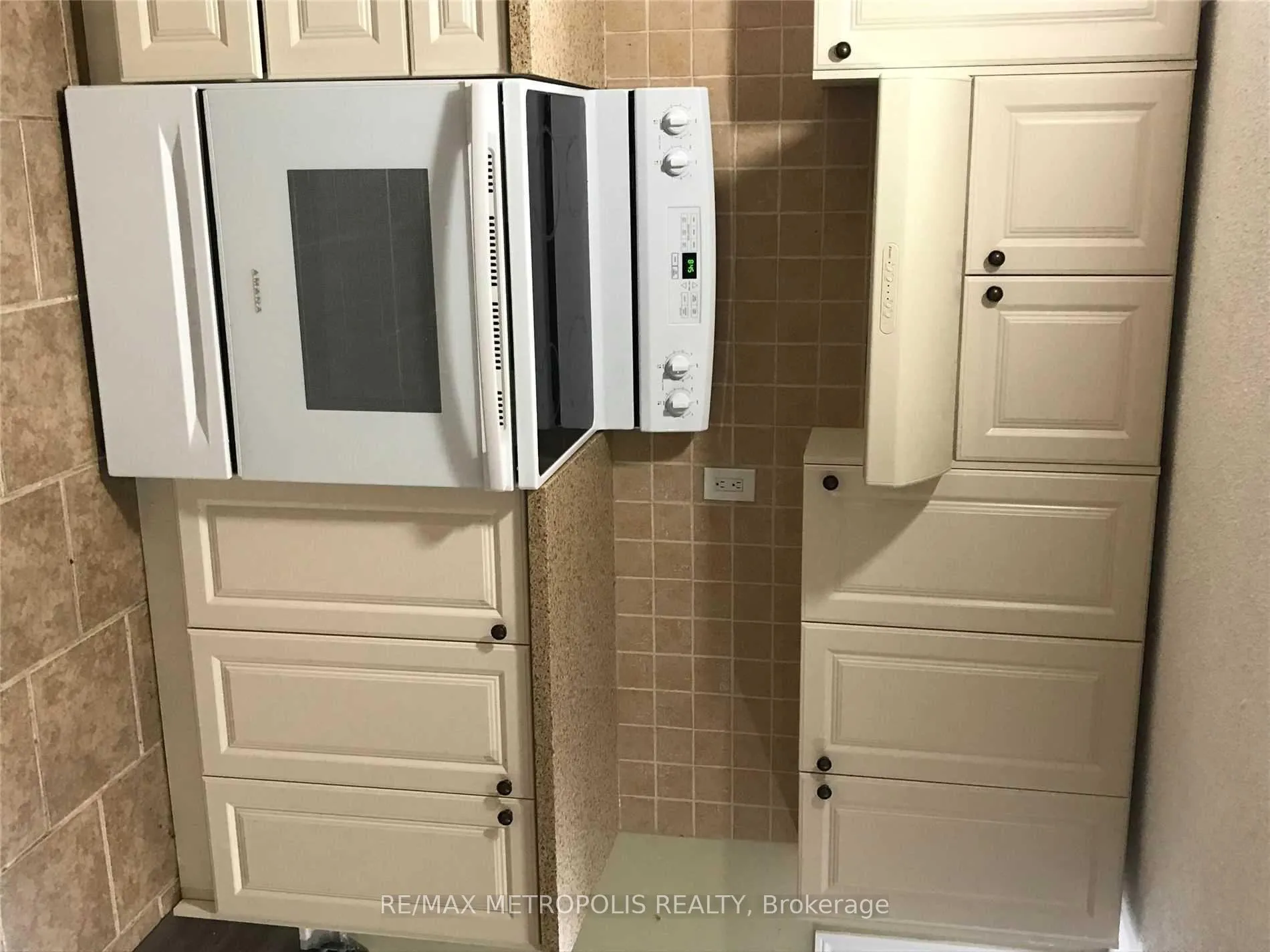 Photo 31 of 1602 Taunton Road E, Clarington, Rural Clarington — HOMEH