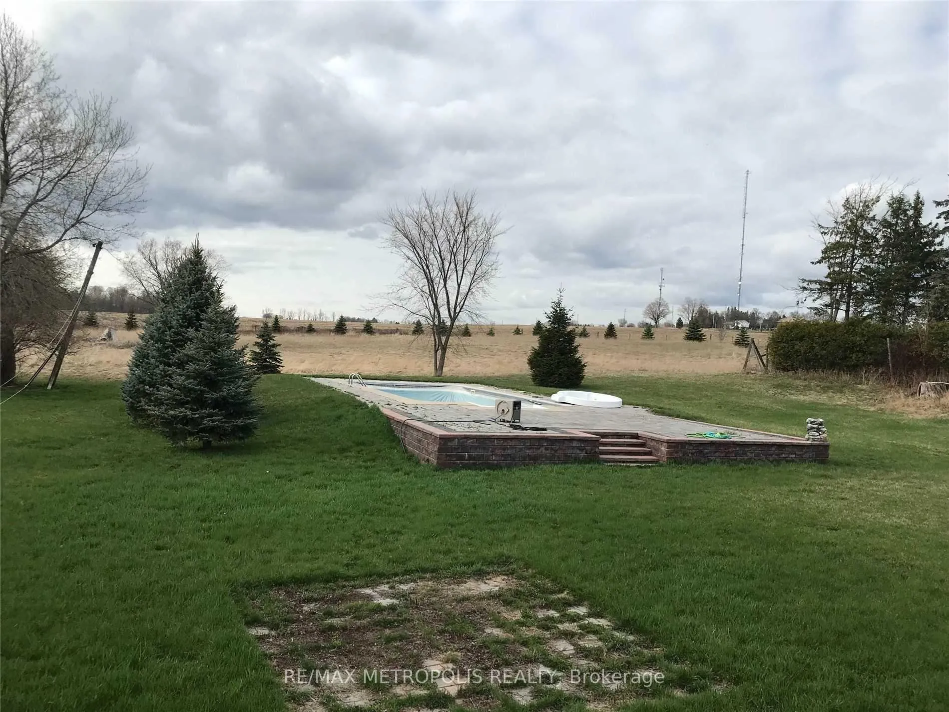 Photo 35 of 1602 Taunton Road E, Clarington, Rural Clarington — HOMEH