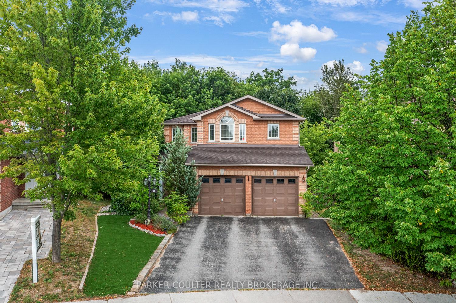 Photo 1 of 11 Mckenzie Crescent, Barrie, Ardagh — HOMEH