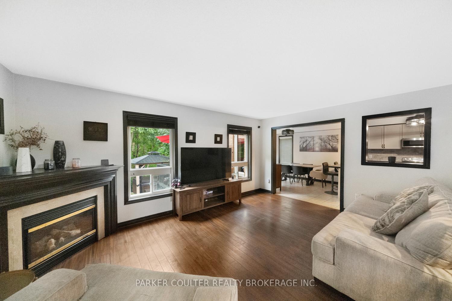 Photo 8 of 11 Mckenzie Crescent, Barrie, Ardagh — HOMEH
