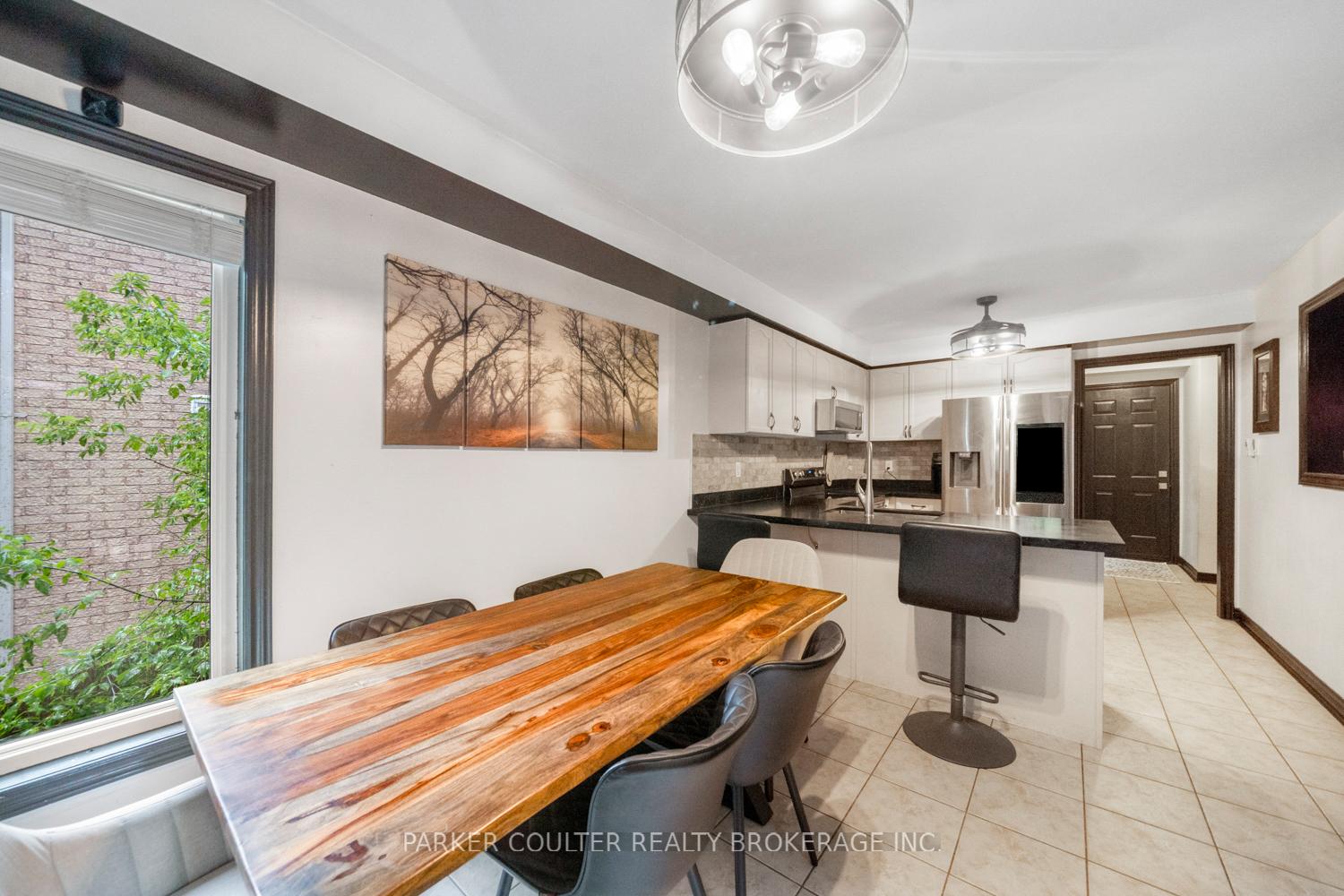 Photo 12 of 11 Mckenzie Crescent, Barrie, Ardagh — HOMEH