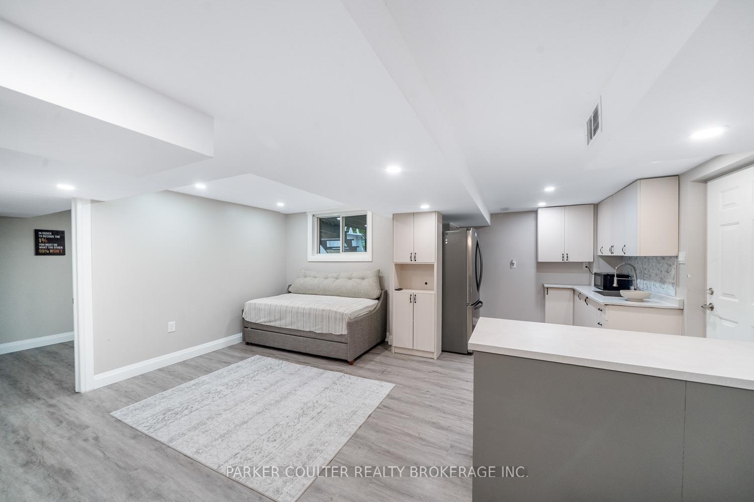Photo 33 of 11 Mckenzie Crescent, Barrie, Ardagh — HOMEH