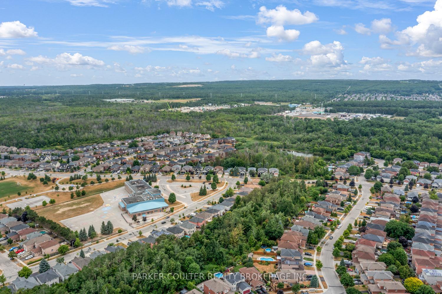 Photo 42 of 11 Mckenzie Crescent, Barrie, Ardagh — HOMEH