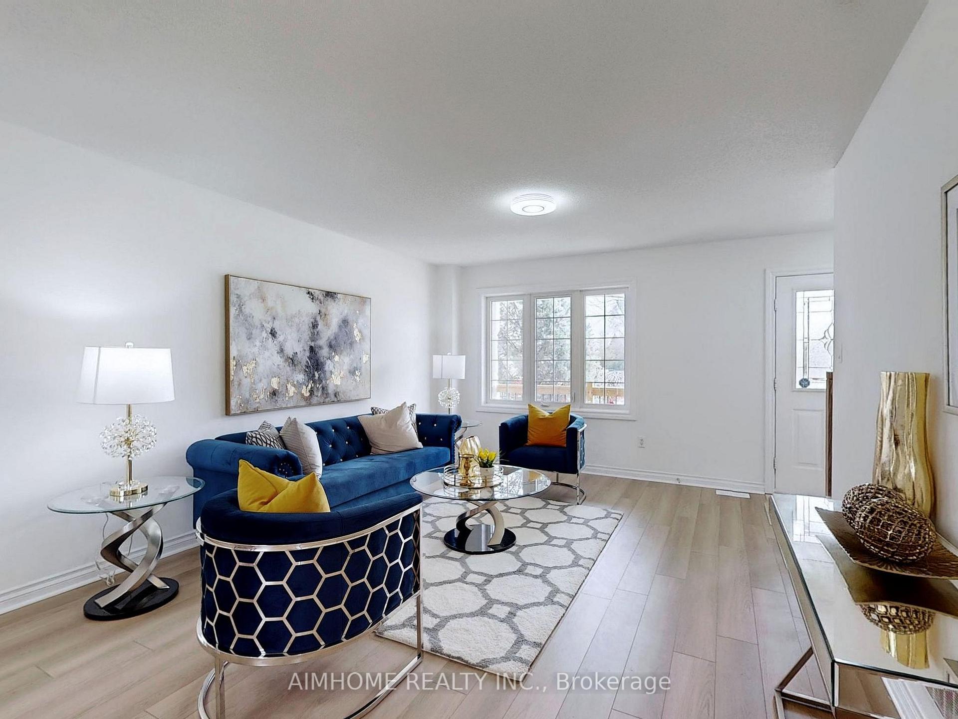 Photo 6 of 360 The Queensway, Georgina, Keswick South — HOMEH