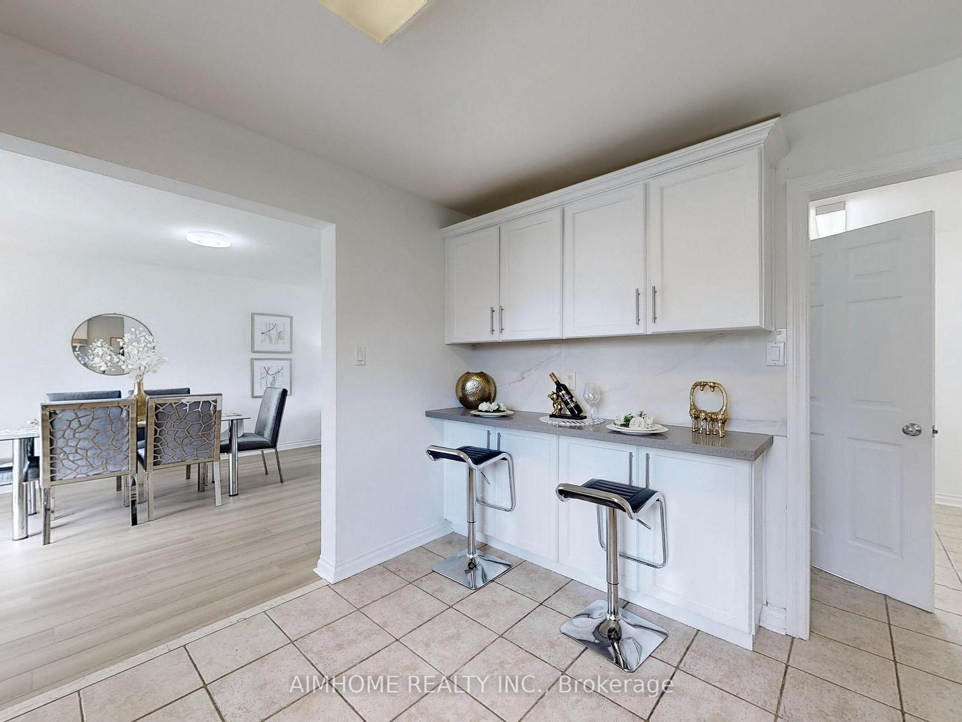 Photo 17 of 360 The Queensway, Georgina, Keswick South — HOMEH