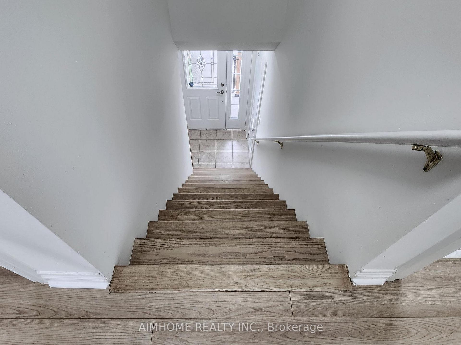 Photo 20 of 360 The Queensway, Georgina, Keswick South — HOMEH