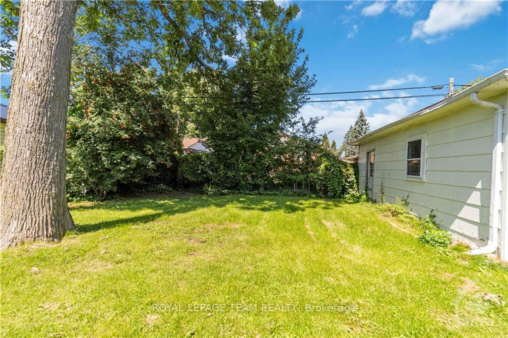Photo 11 of 1112 Fifth Street E, Cornwall — HOMEH