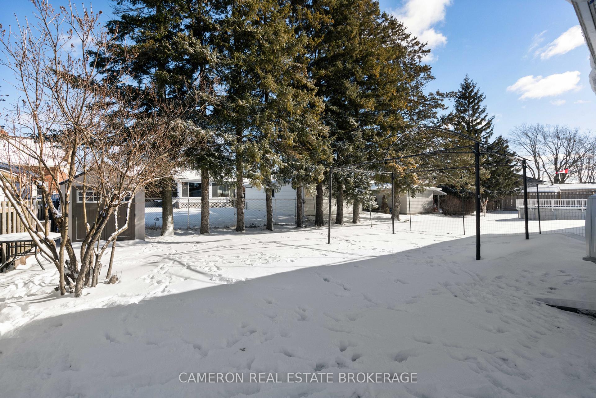 Photo 25 of 3215 Johnston Avenue, Cornwall — HOMEH