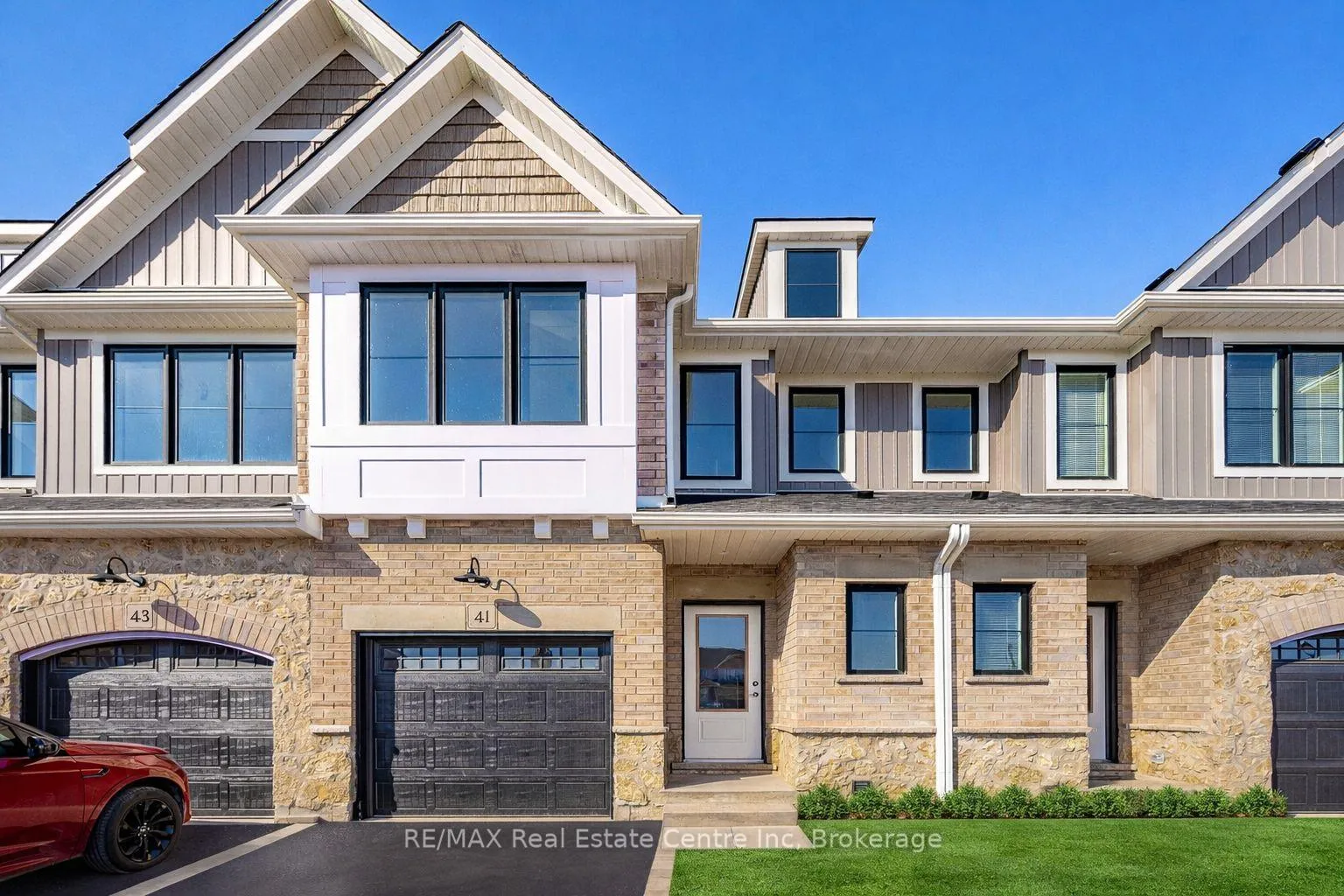Photo 1 of 41 Hedley Lane, Centre Wellington, Elora/Salem — HOMEH