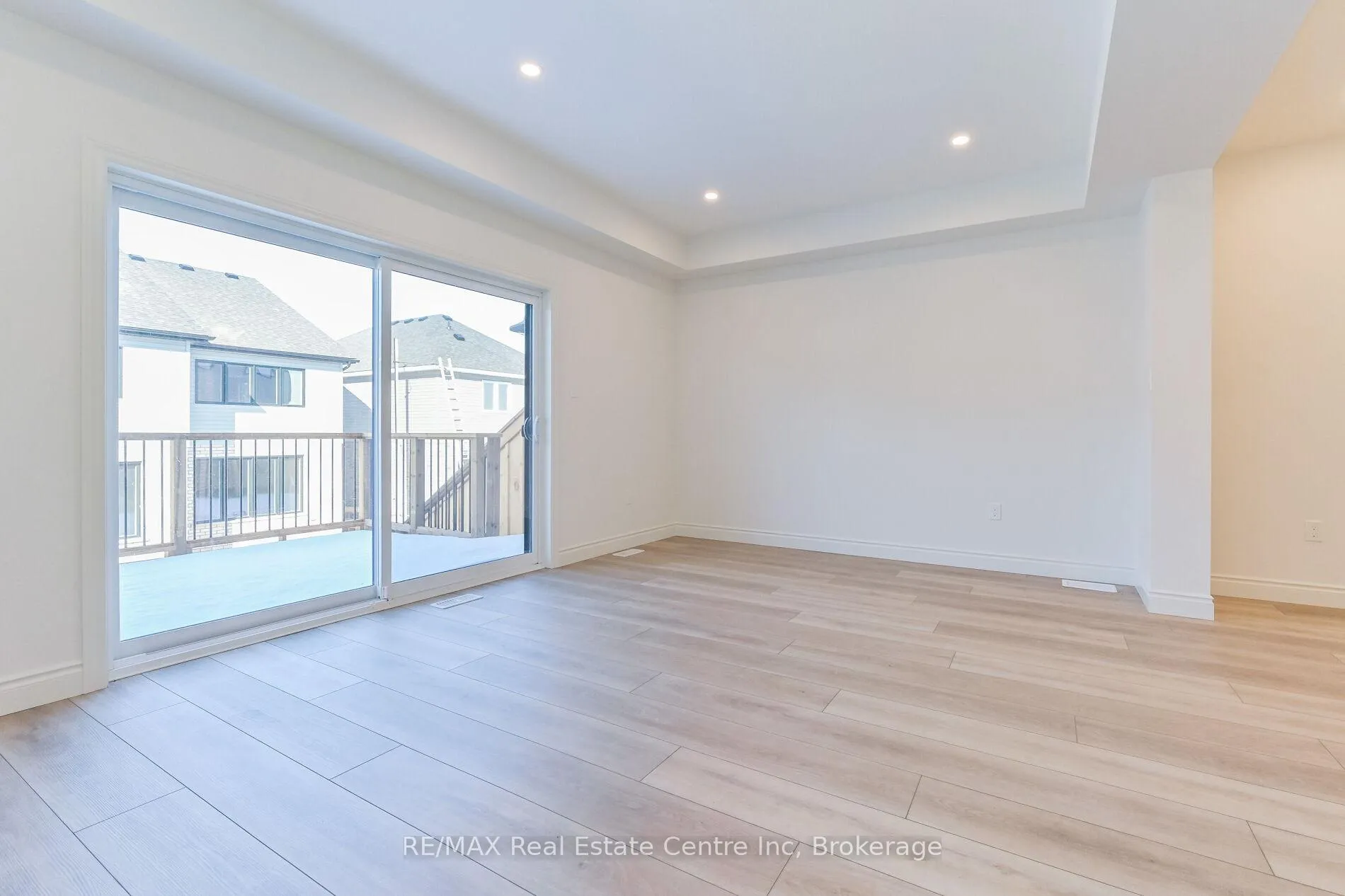 Photo 11 of 41 Hedley Lane, Centre Wellington, Elora/Salem — HOMEH