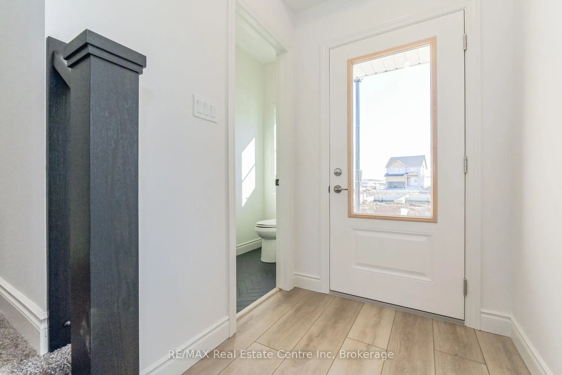 Photo 14 of 41 Hedley Lane, Centre Wellington, Elora/Salem — HOMEH