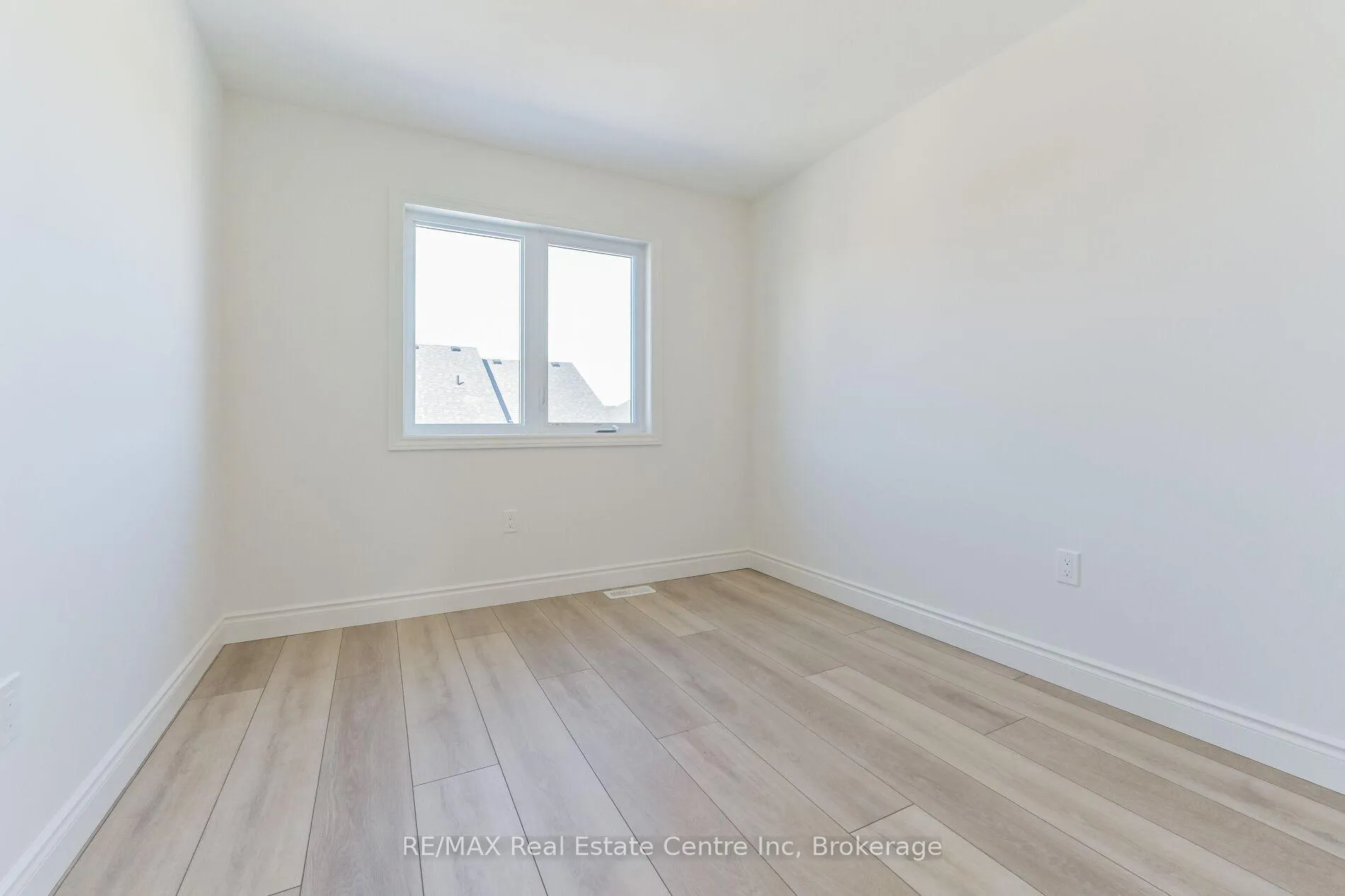 Photo 19 of 41 Hedley Lane, Centre Wellington, Elora/Salem — HOMEH