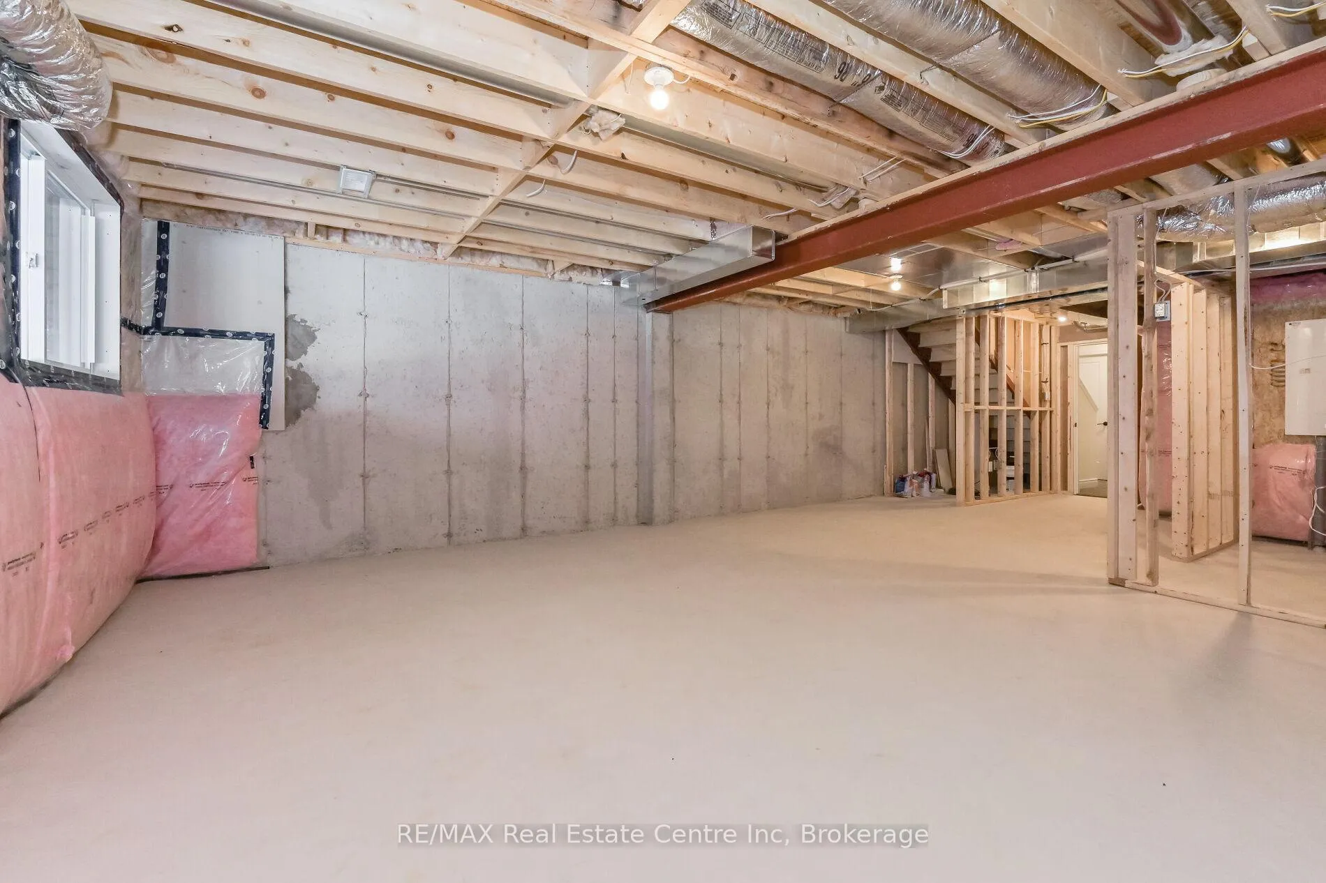 Photo 36 of 41 Hedley Lane, Centre Wellington, Elora/Salem — HOMEH