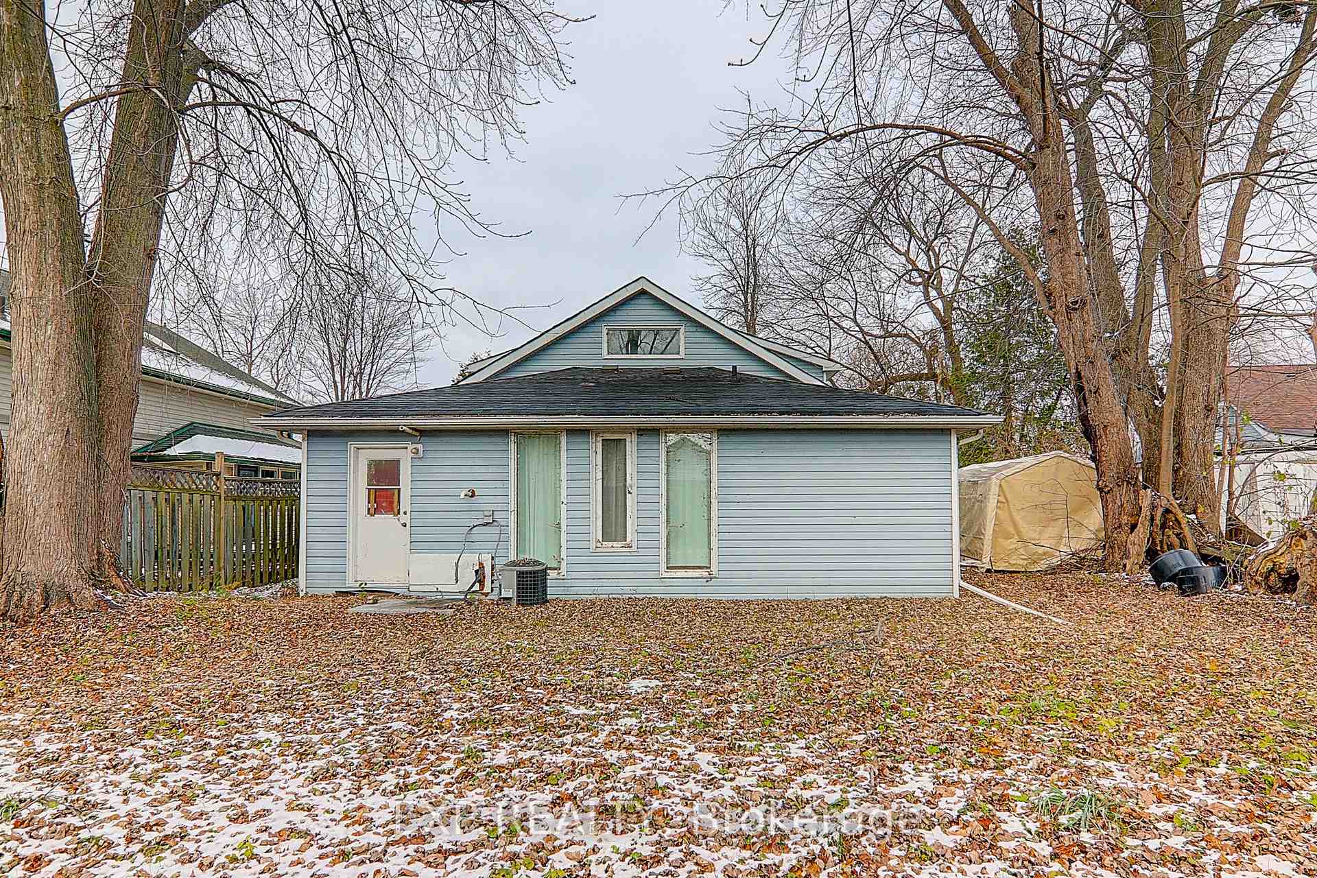 Photo 39 of 433 Lake Drive E, Georgina, Historic Lakeshore Communities — HOMEH