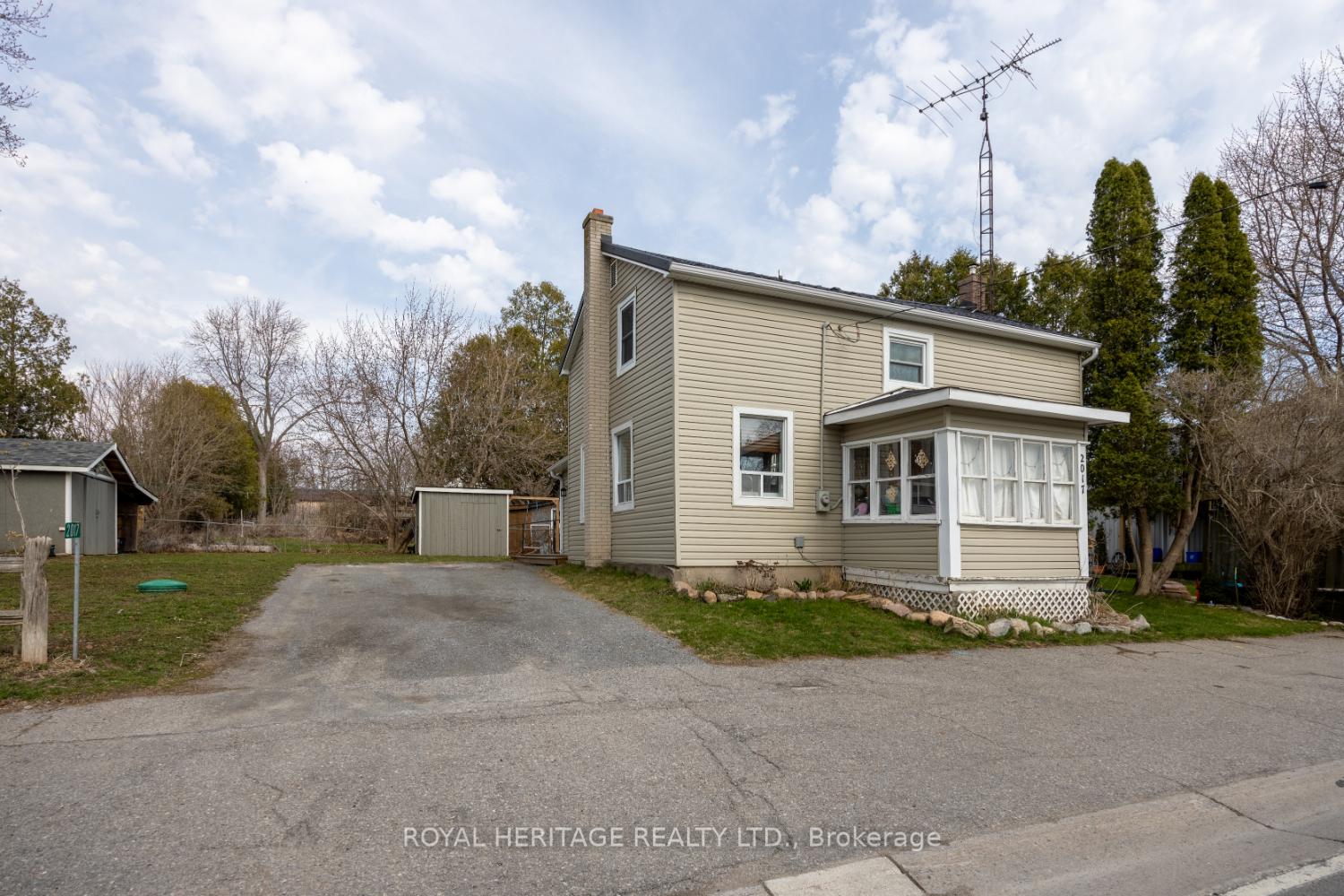 Photo 5 of 2017 Newtonville Road, Clarington, Rural Clarington — HOMEH