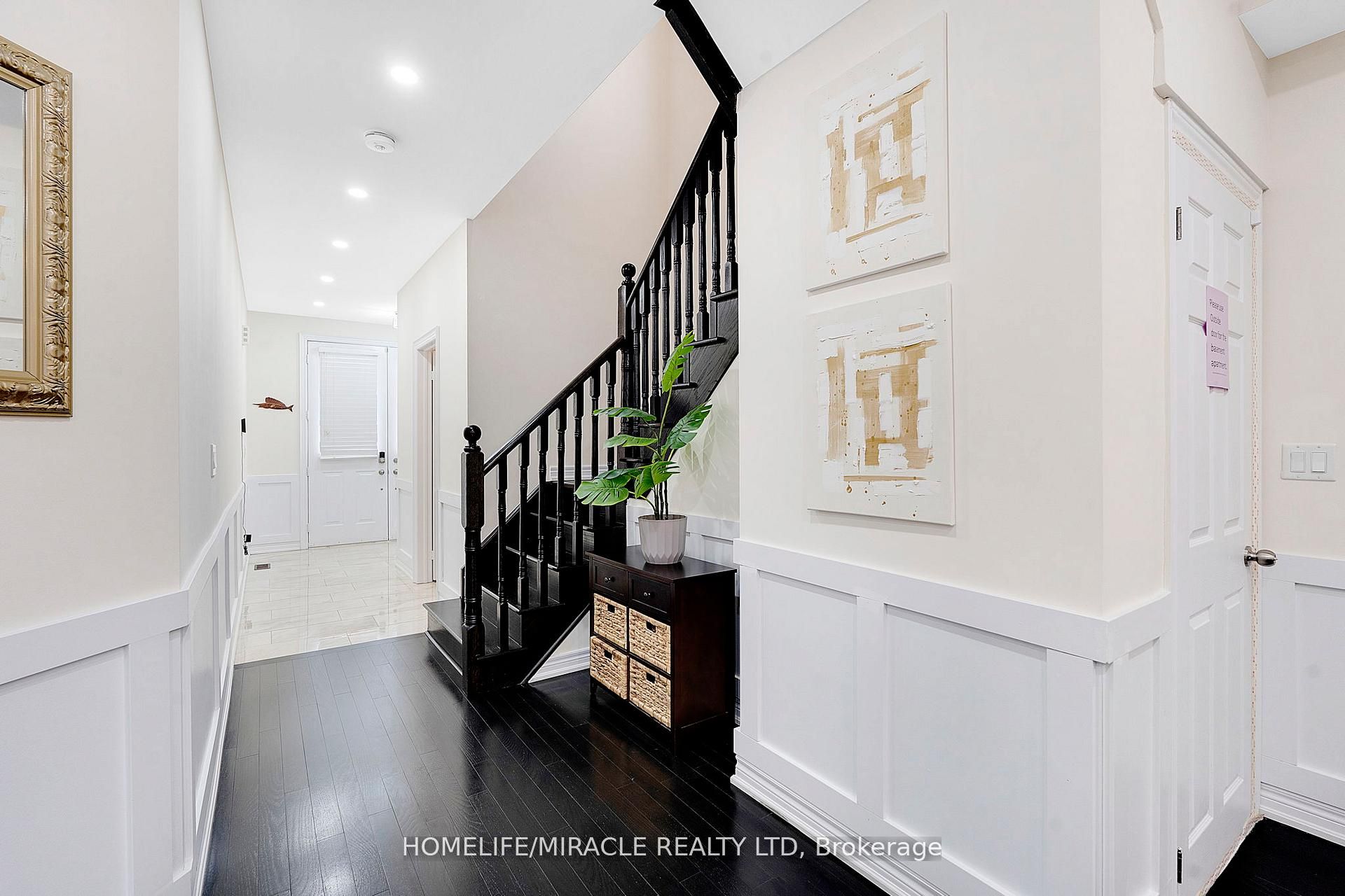 Photo 55 of 10 Dalecrest Road, Brampton, Credit Valley — HOMEH