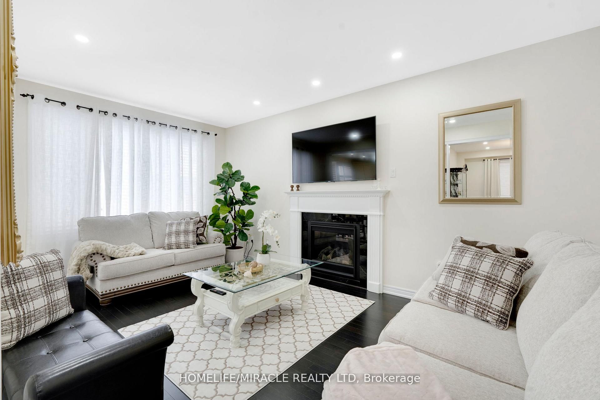 Photo 58 of 10 Dalecrest Road, Brampton, Credit Valley — HOMEH