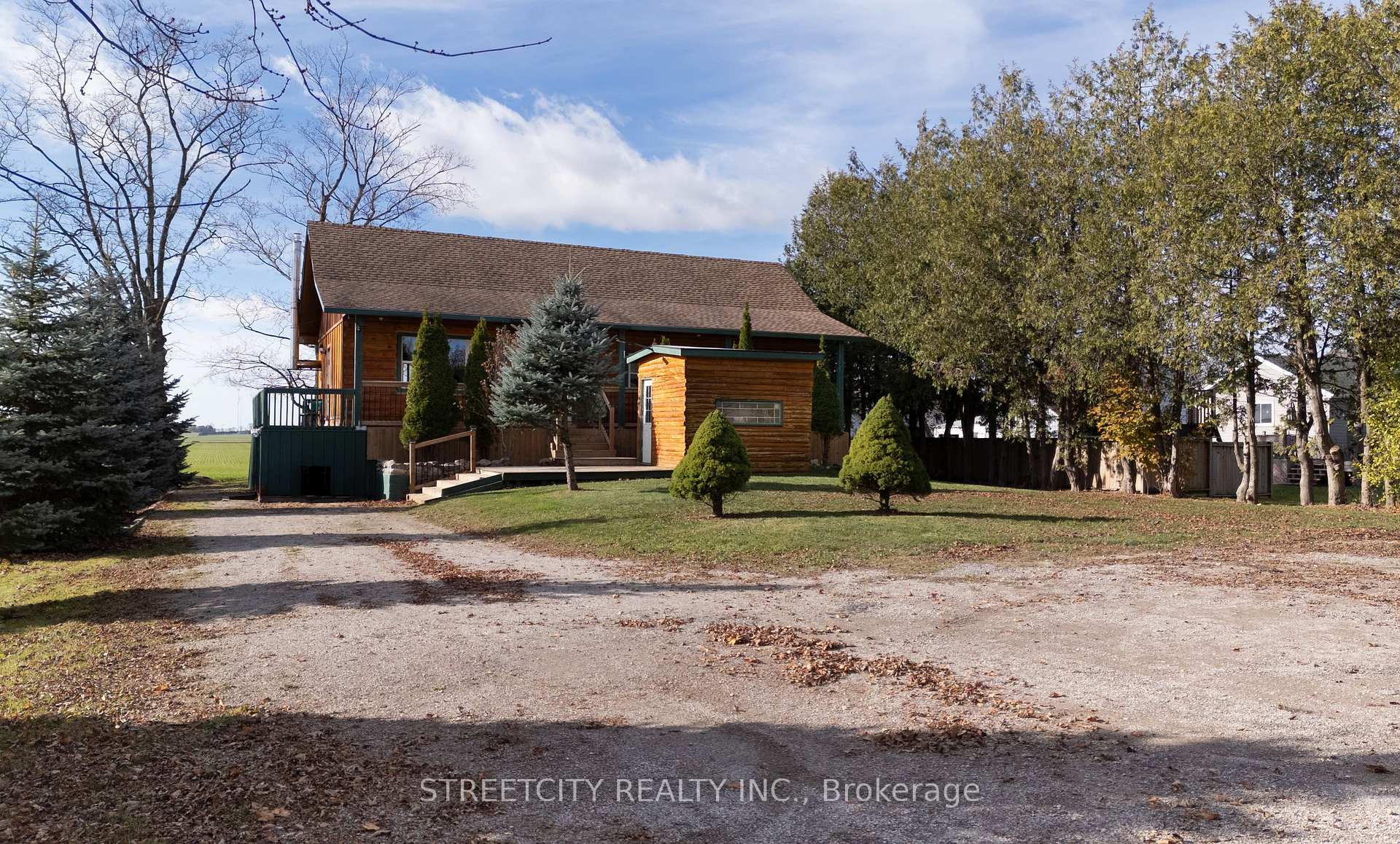Photo 3 of 35 Ellen Street S, Bluewater, Stanley — HOMEH