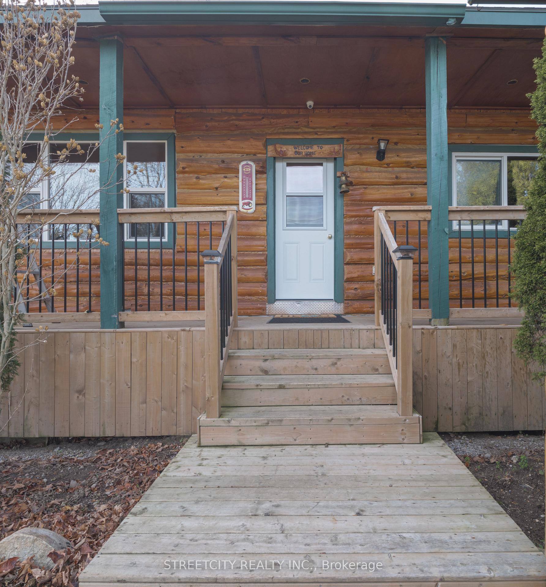 Photo 2 of 35 Ellen Street S, Bluewater, Stanley — HOMEH
