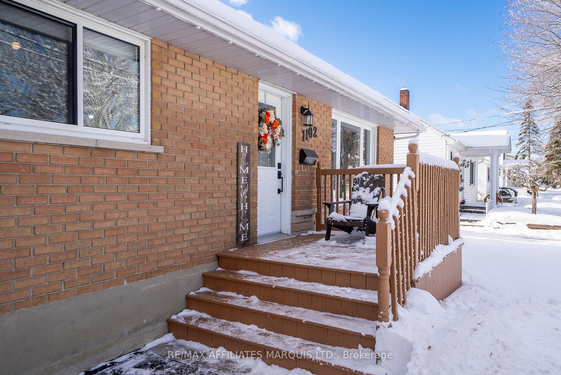 Photo 3 of 1102 Osborne Avenue, Cornwall — HOMEH