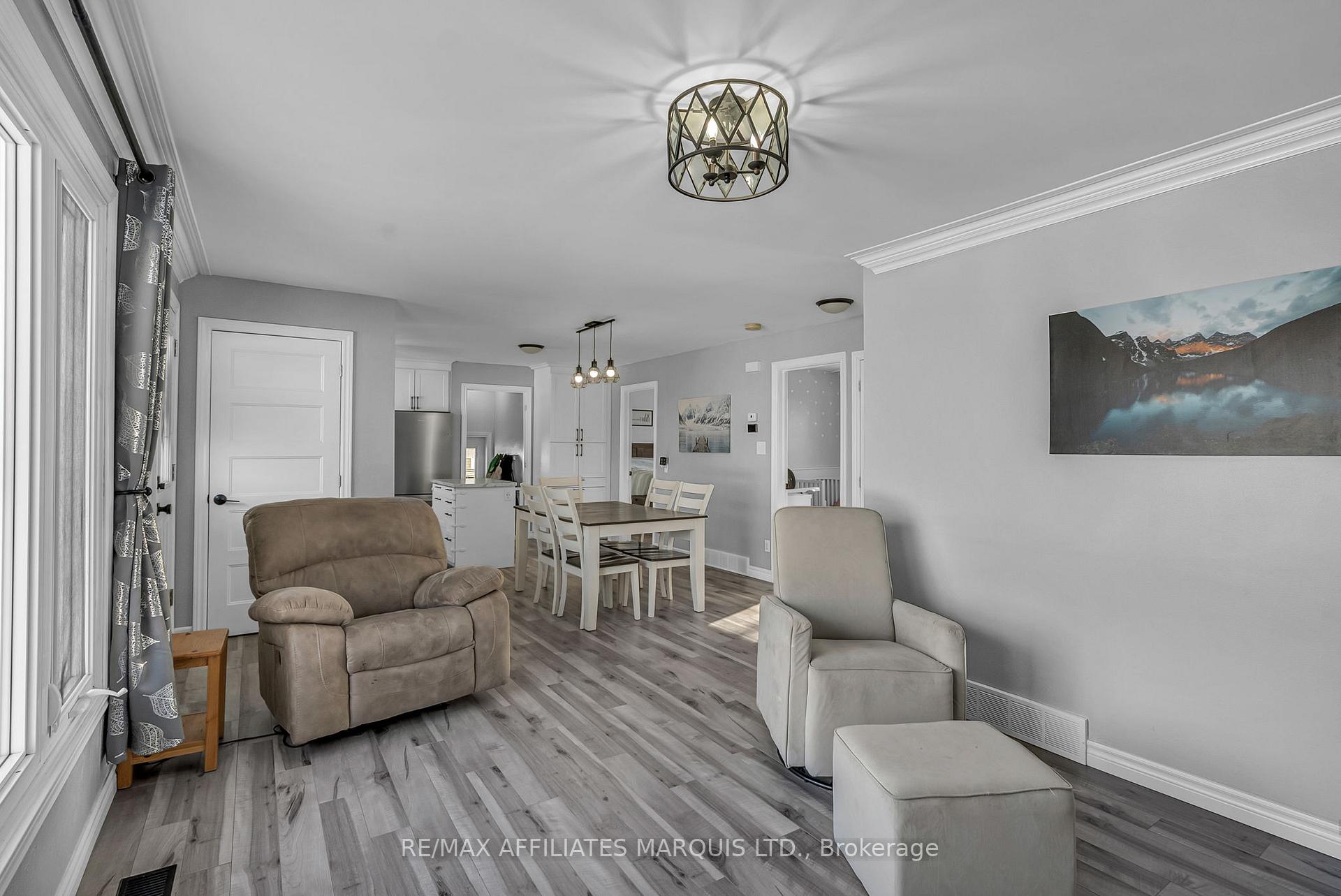 Photo 6 of 1102 Osborne Avenue, Cornwall — HOMEH