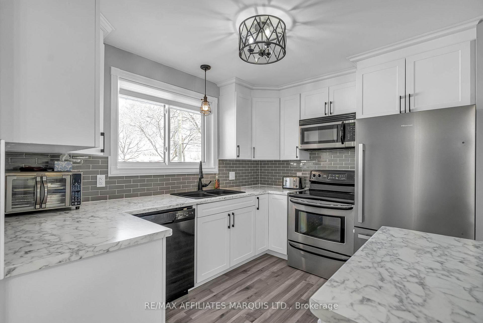Photo 9 of 1102 Osborne Avenue, Cornwall — HOMEH