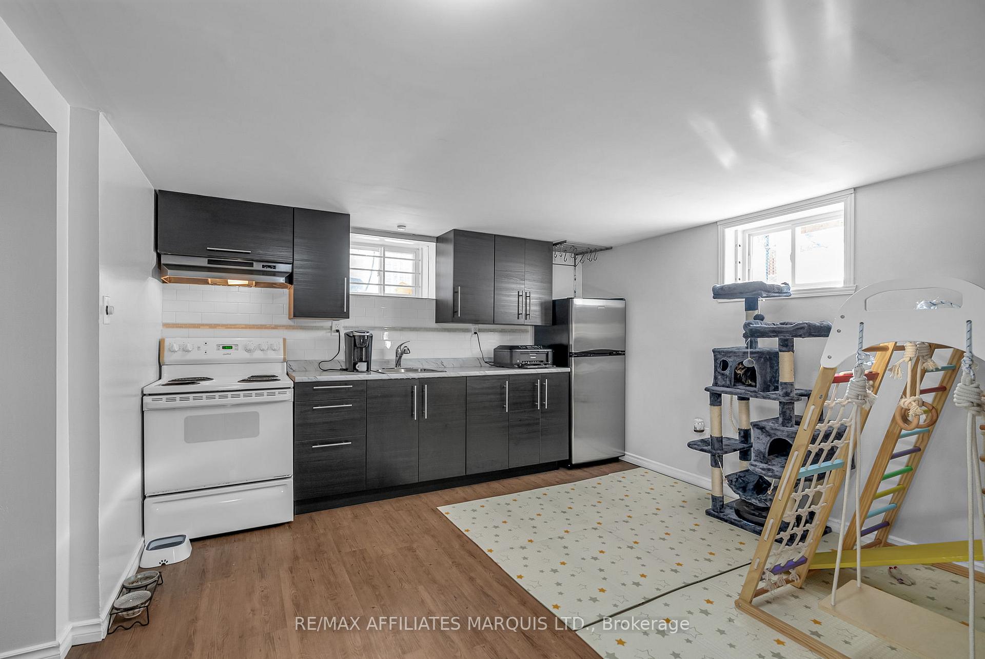 Photo 27 of 1102 Osborne Avenue, Cornwall — HOMEH