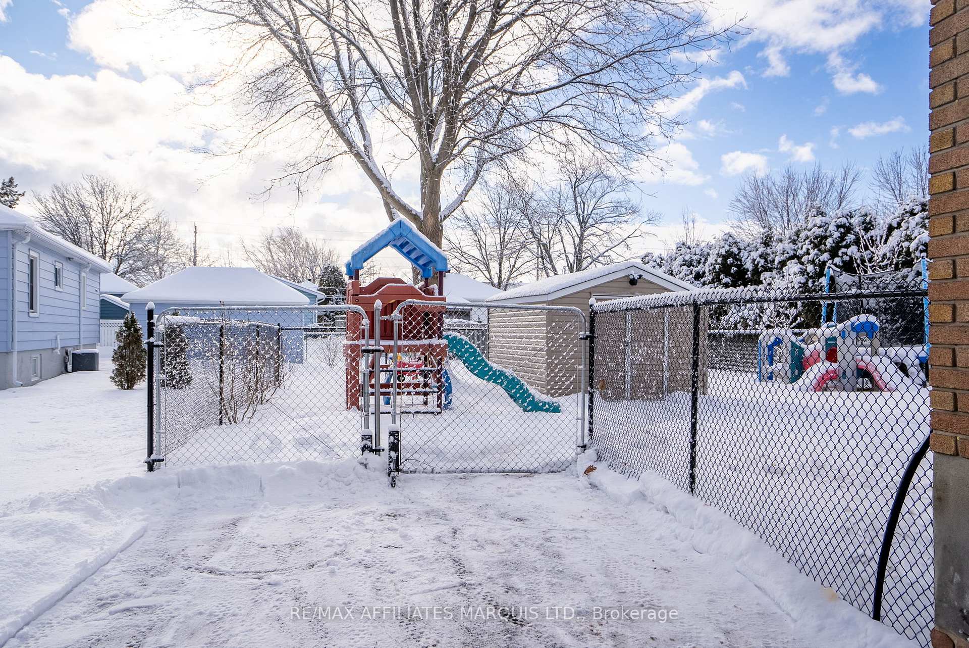 Photo 34 of 1102 Osborne Avenue, Cornwall — HOMEH
