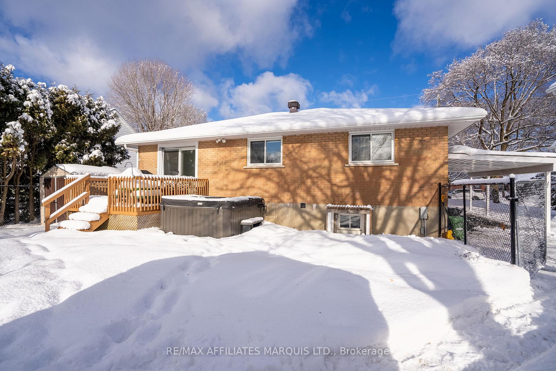 Photo 35 of 1102 Osborne Avenue, Cornwall — HOMEH
