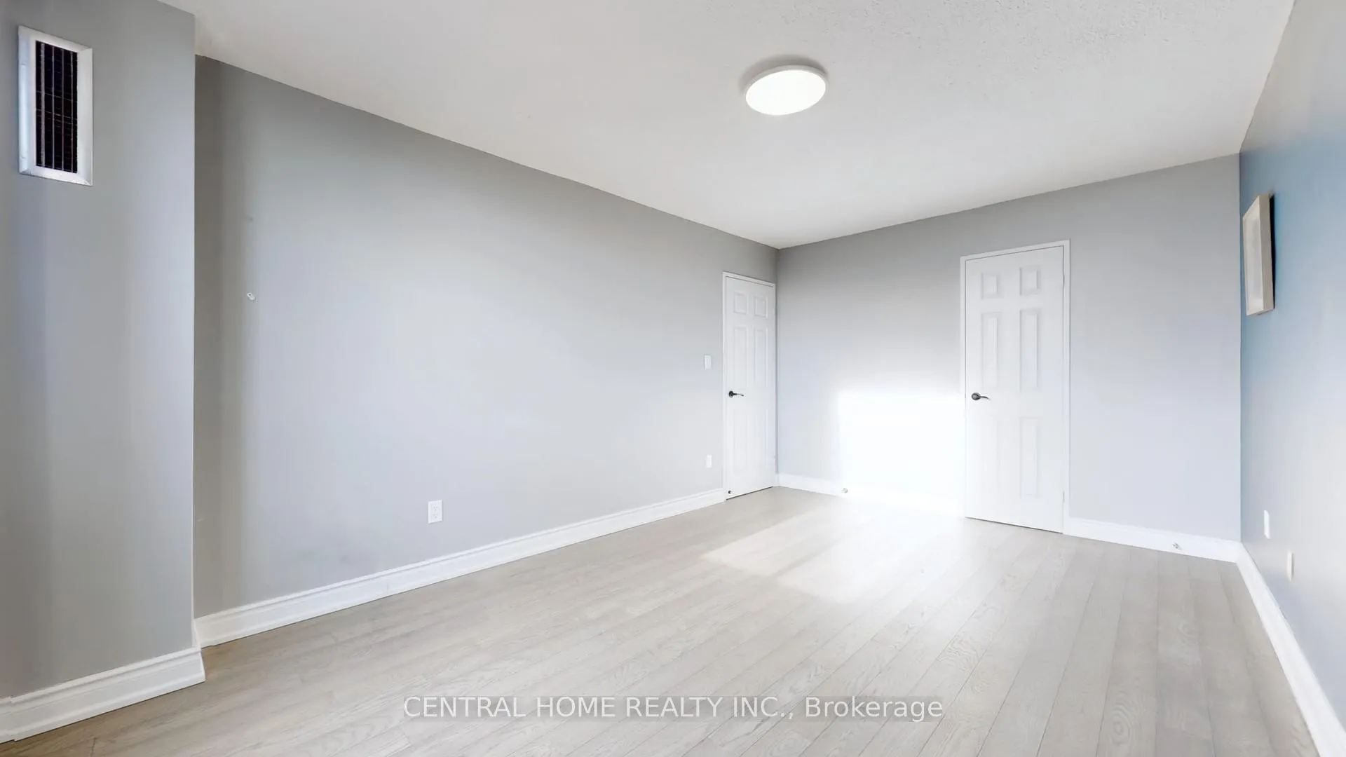 Photo 2 of Unit 715, 5 Shady Golfway, Toronto, Flemingdon Park — HOMEH