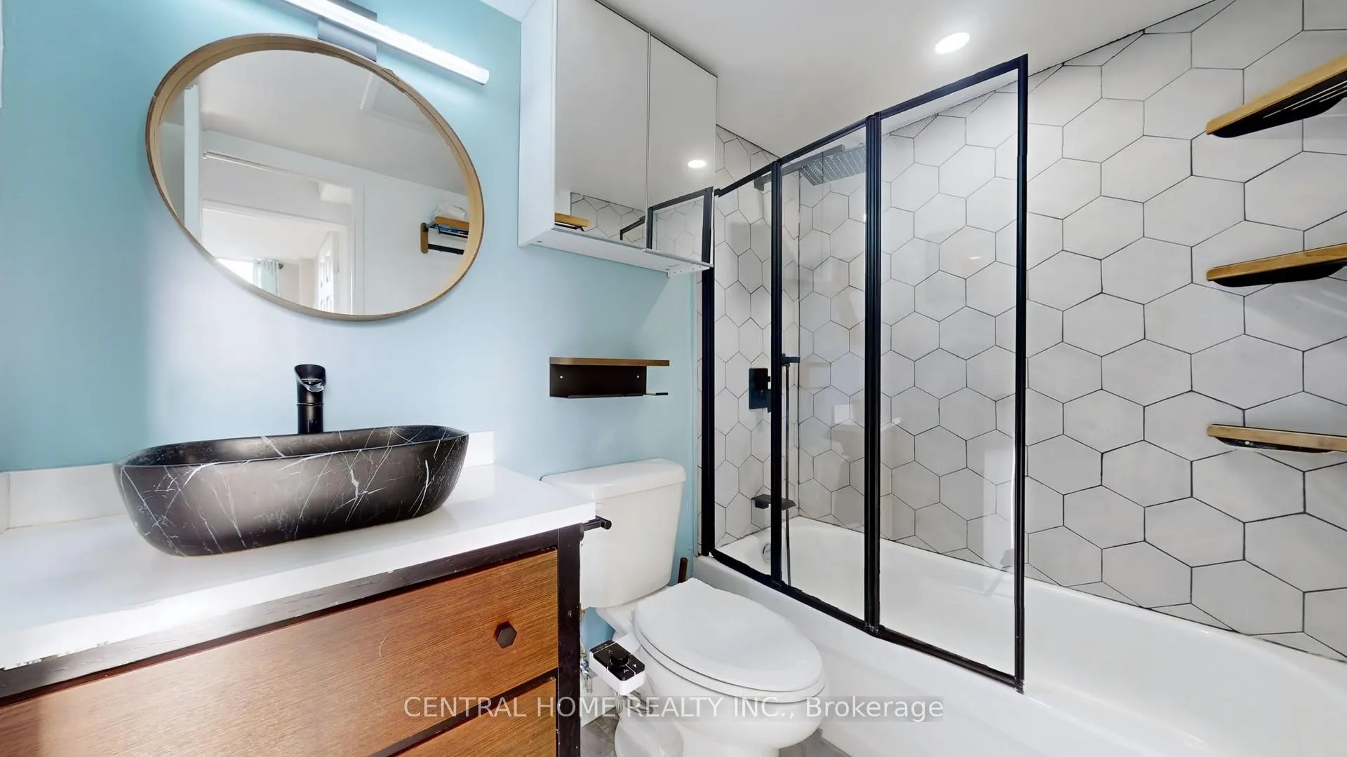 Photo 13 of Unit 715, 5 Shady Golfway, Toronto, Flemingdon Park — HOMEH