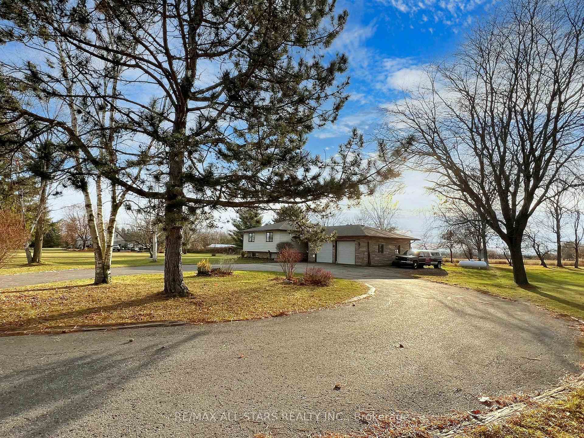 Photo 1 of 534 Varney Road, Georgina, Historic Lakeshore Communities — HOMEH